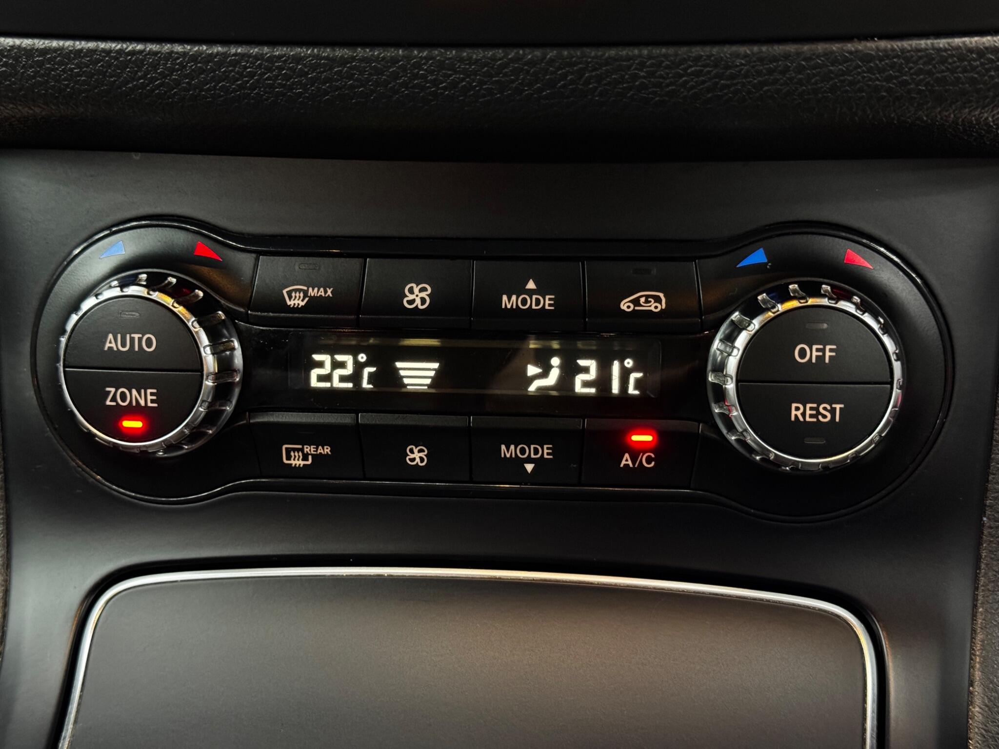Mercedes-Benz B-Class view 25