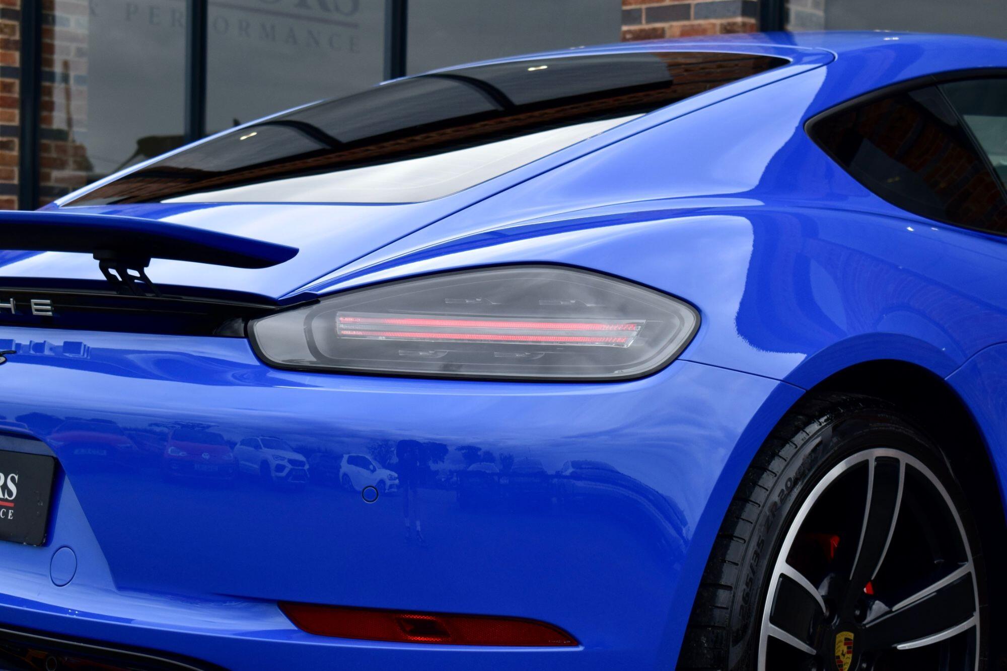 Porsche Cayman view 53