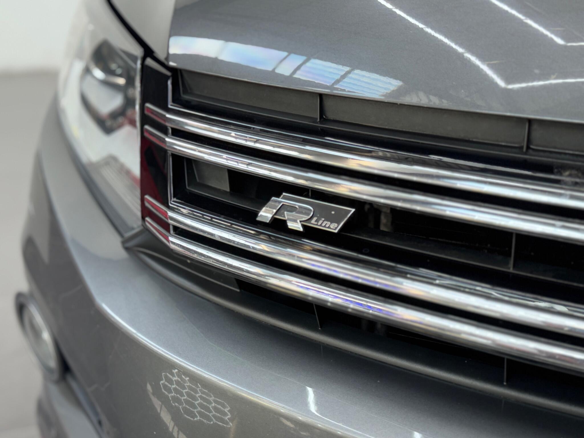 Volkswagen Tiguan view 14