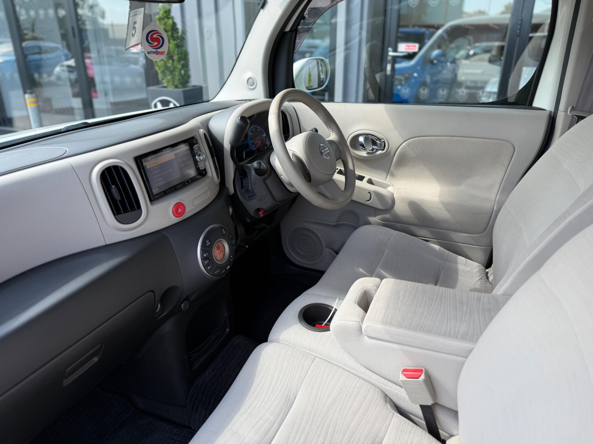 Nissan Cube view 35
