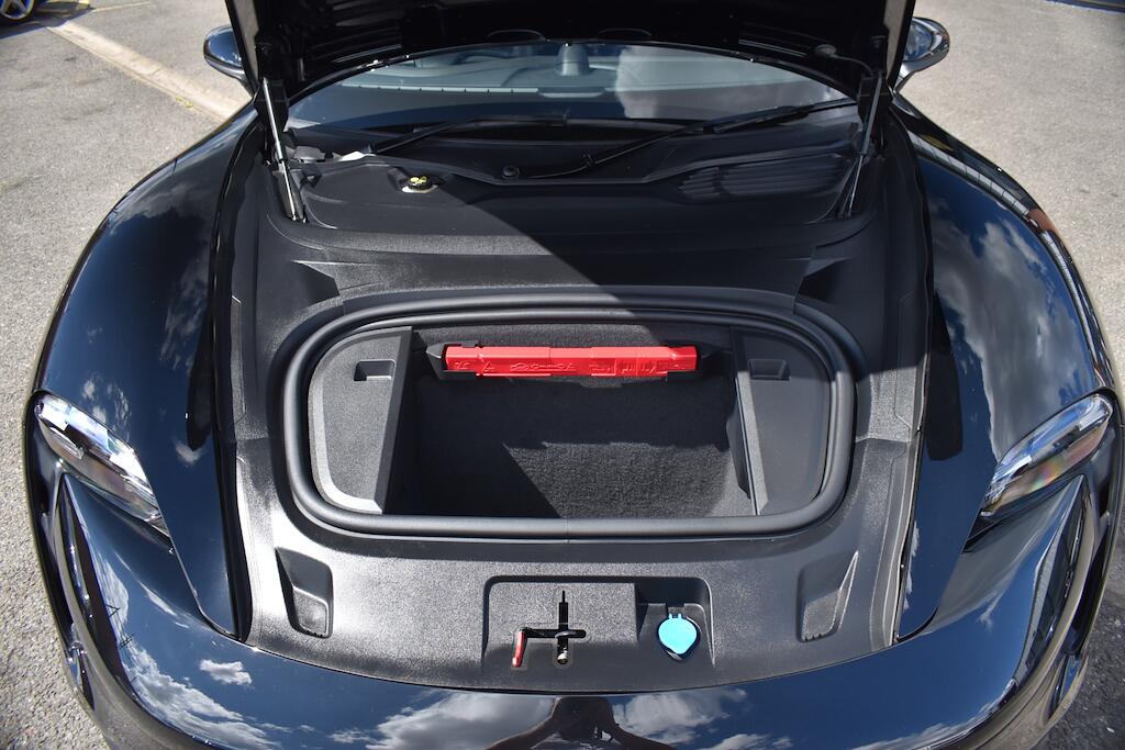 Porsche Taycan view 25
