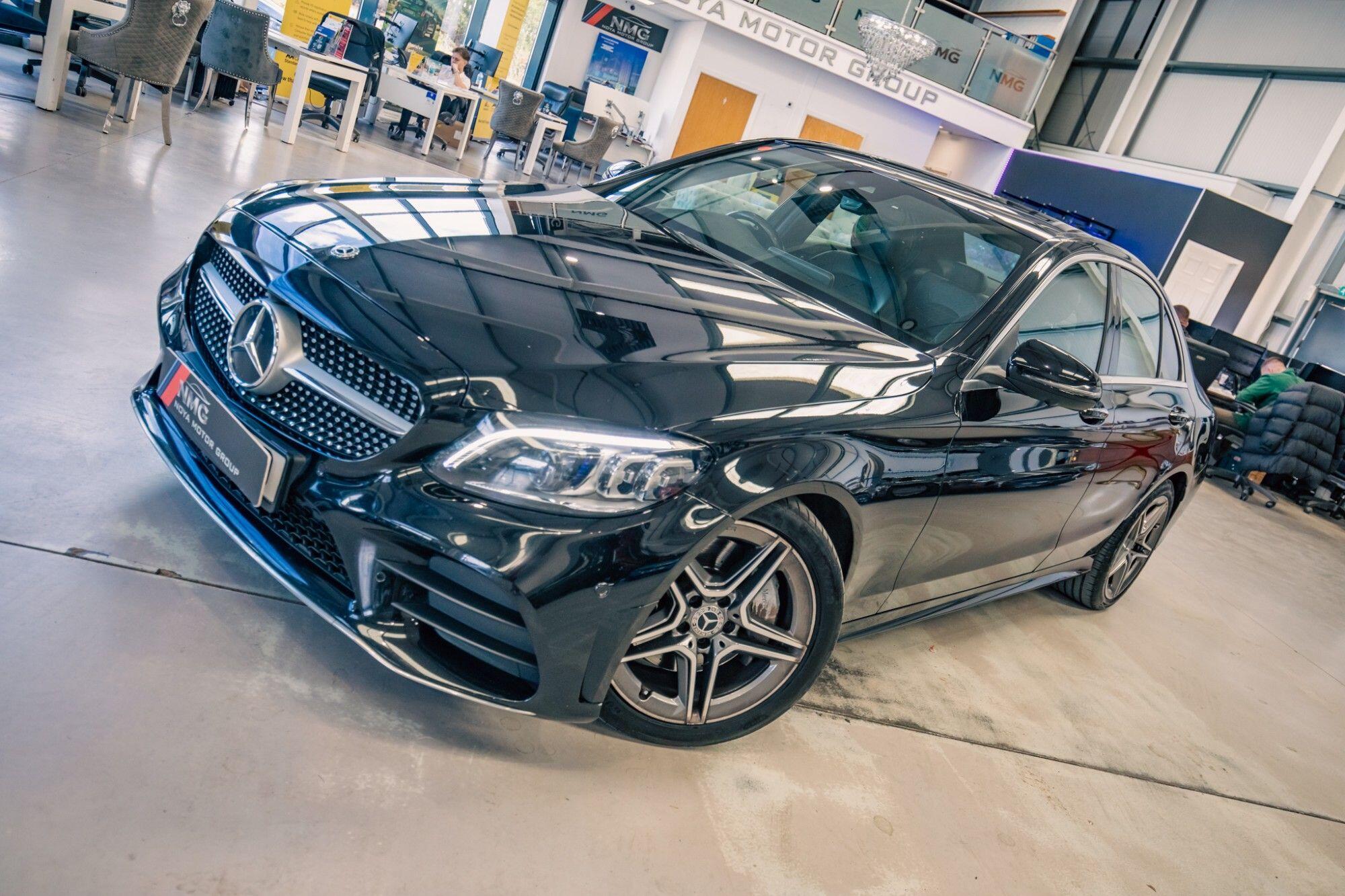 Mercedes-Benz C-Class view 5