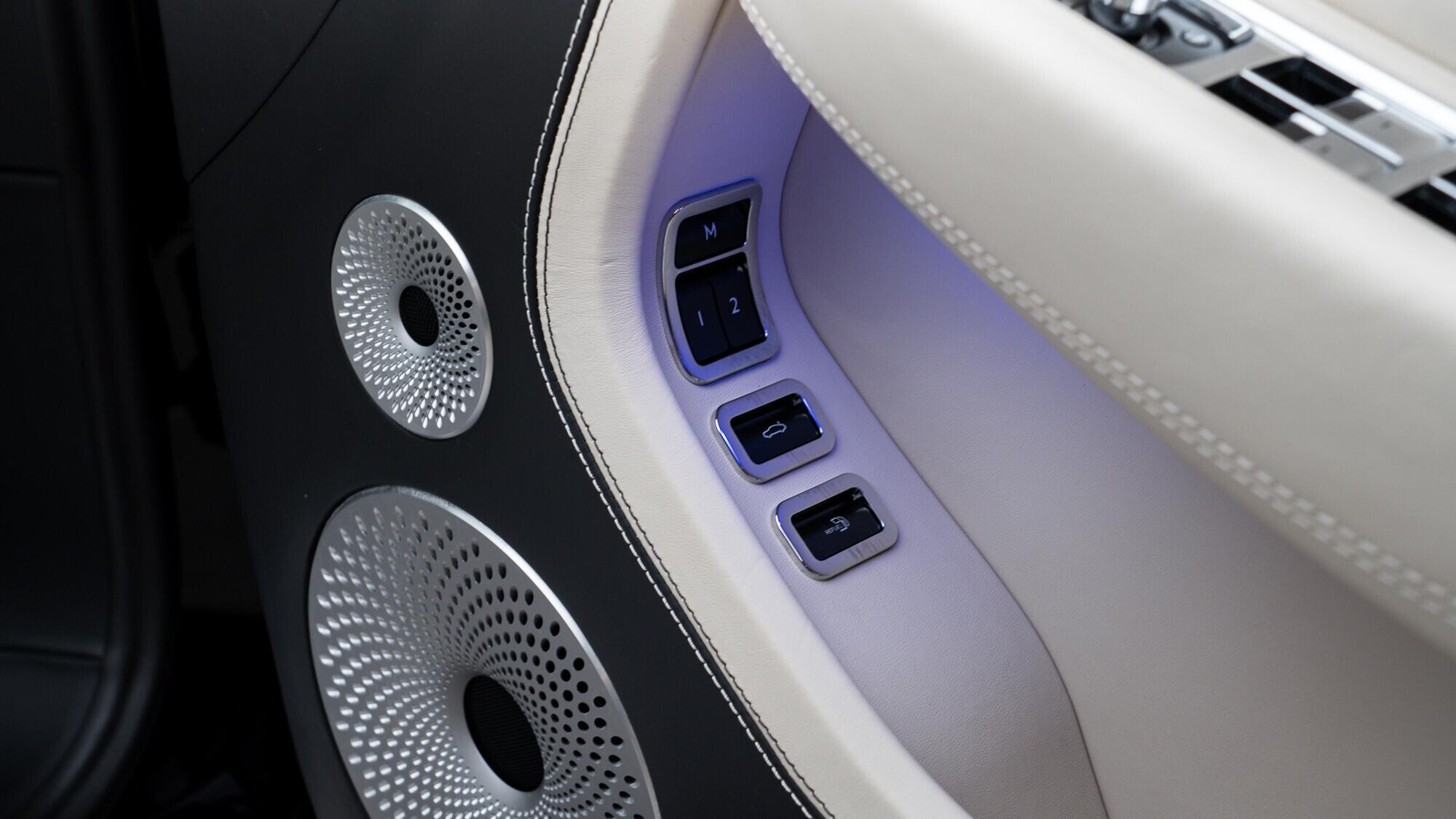 Bentley Continental view 41
