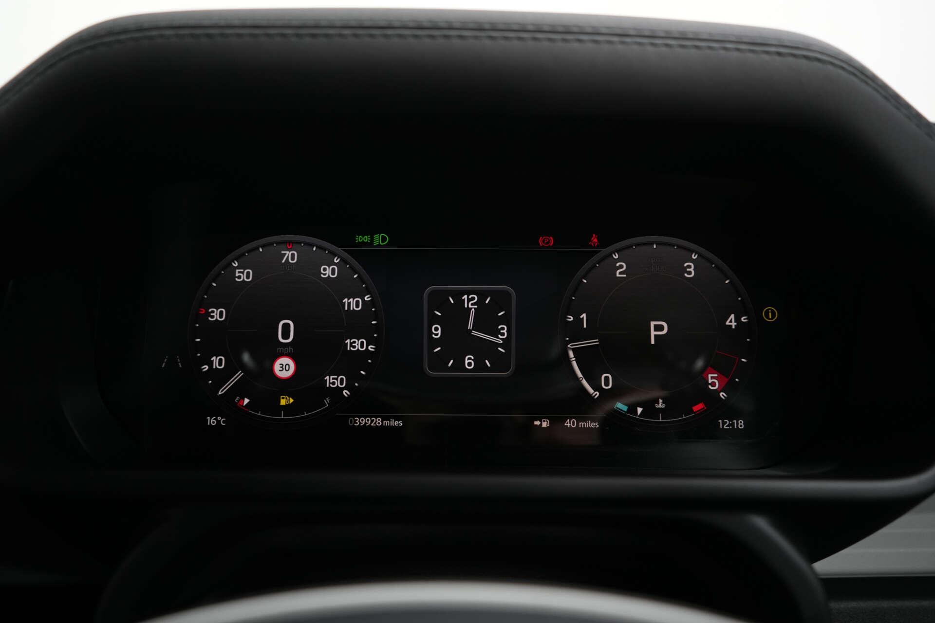 Land Rover Defender view 42