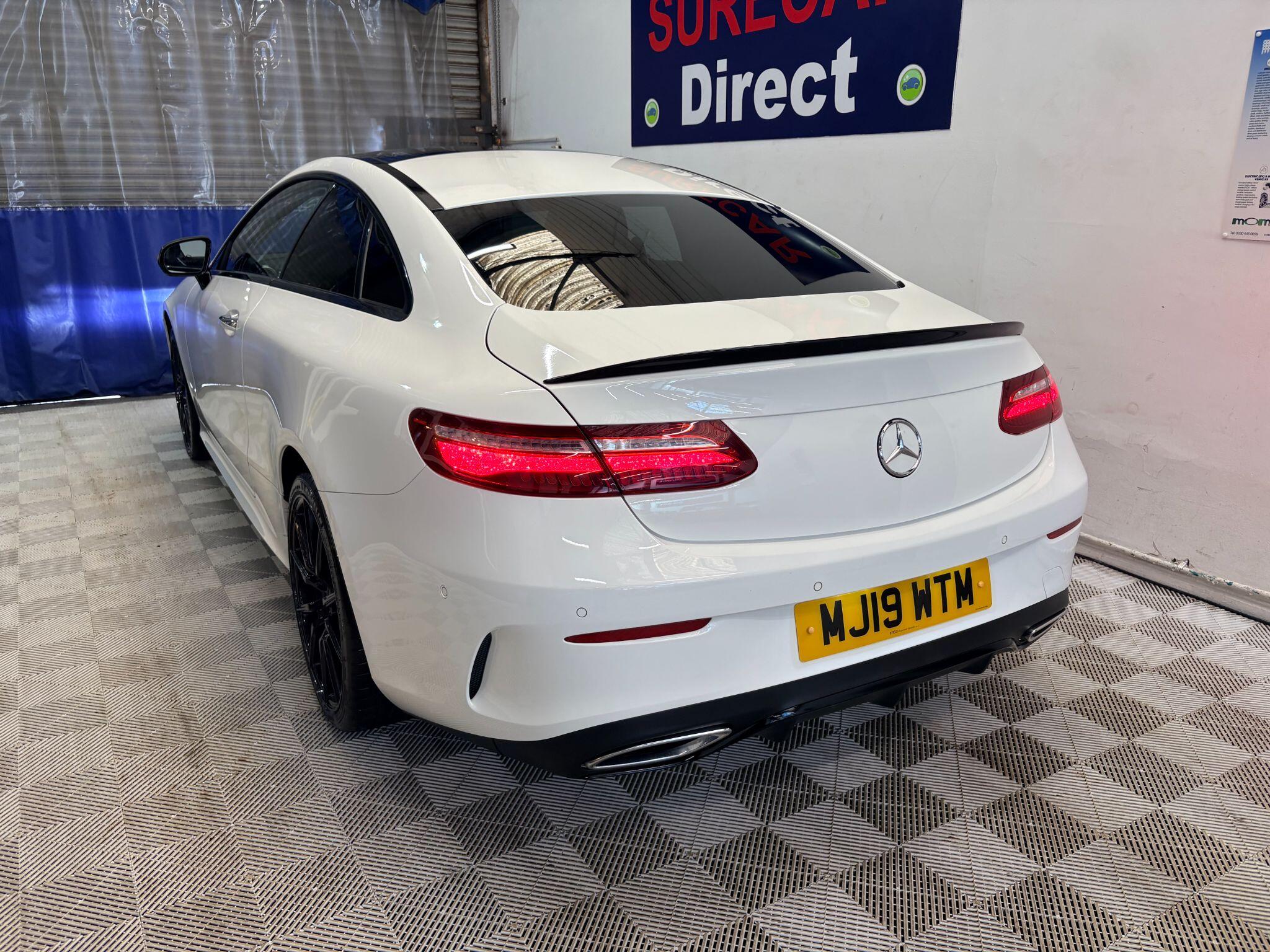 Mercedes-Benz E-Class view 19