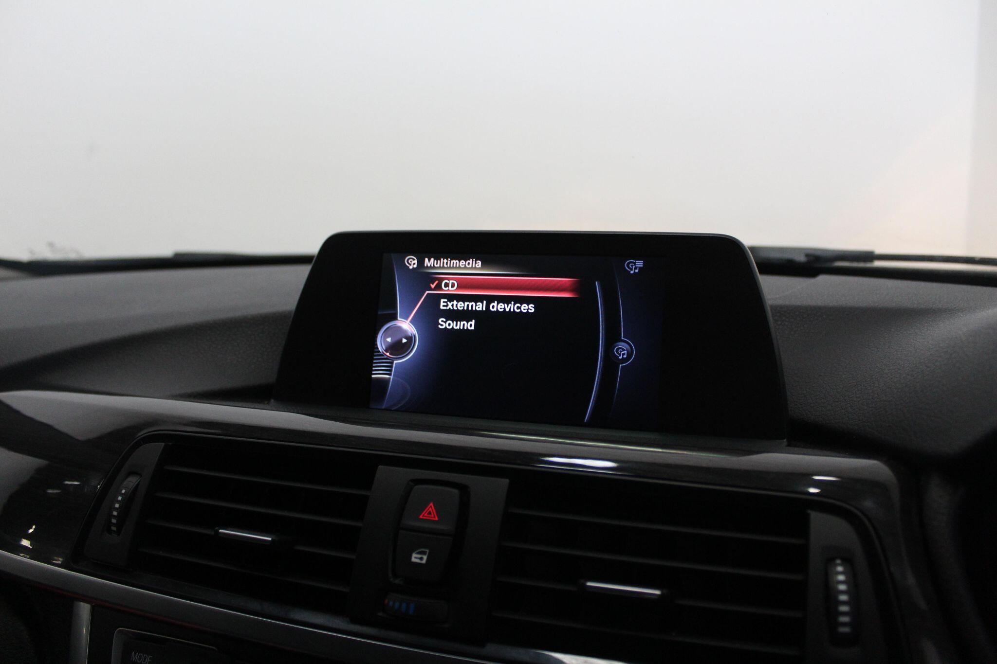 BMW 3 Series view 34