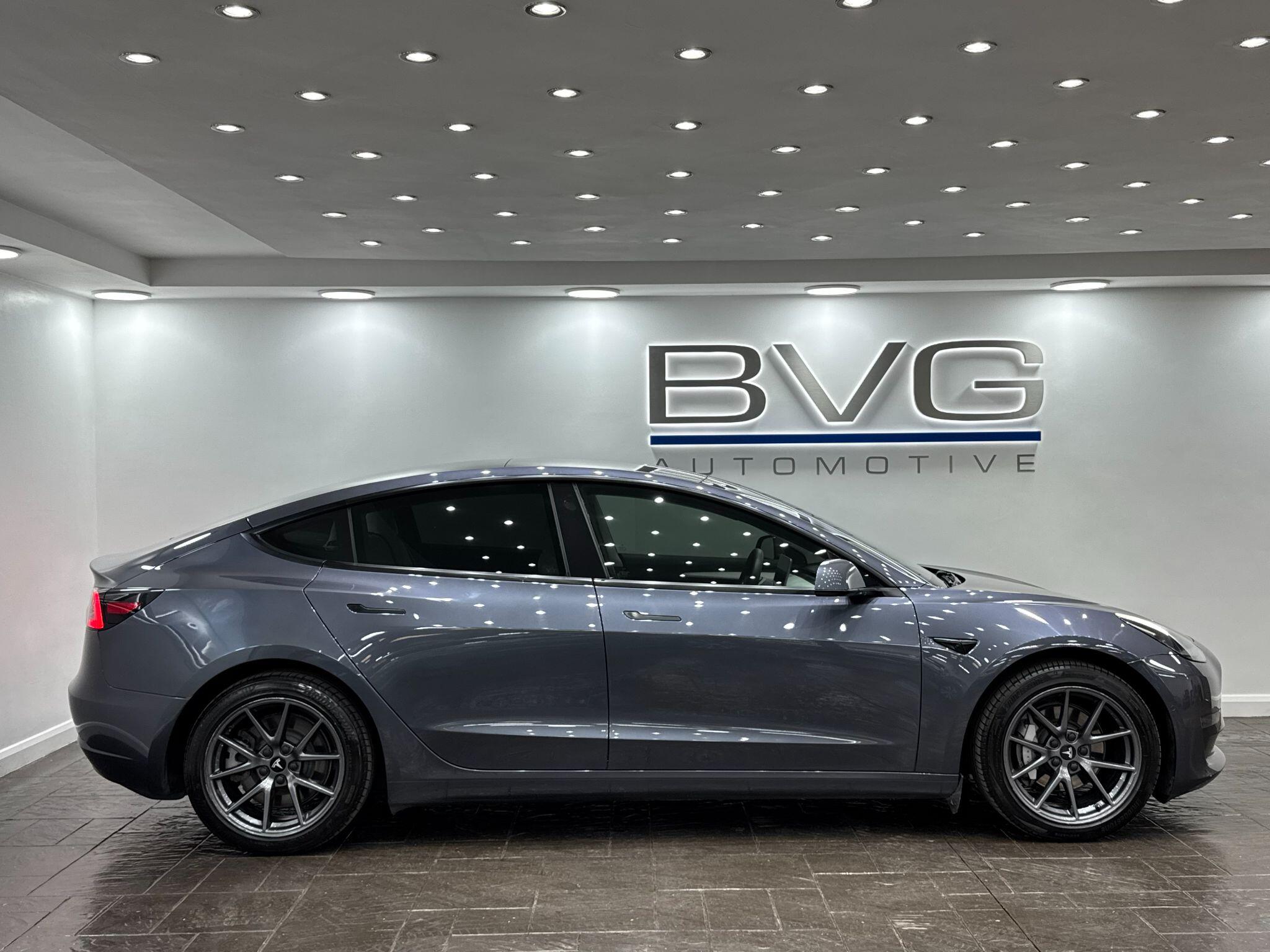 Tesla Model 3 view 8