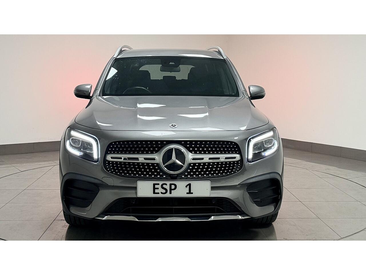 Mercedes-Benz GLB view 11