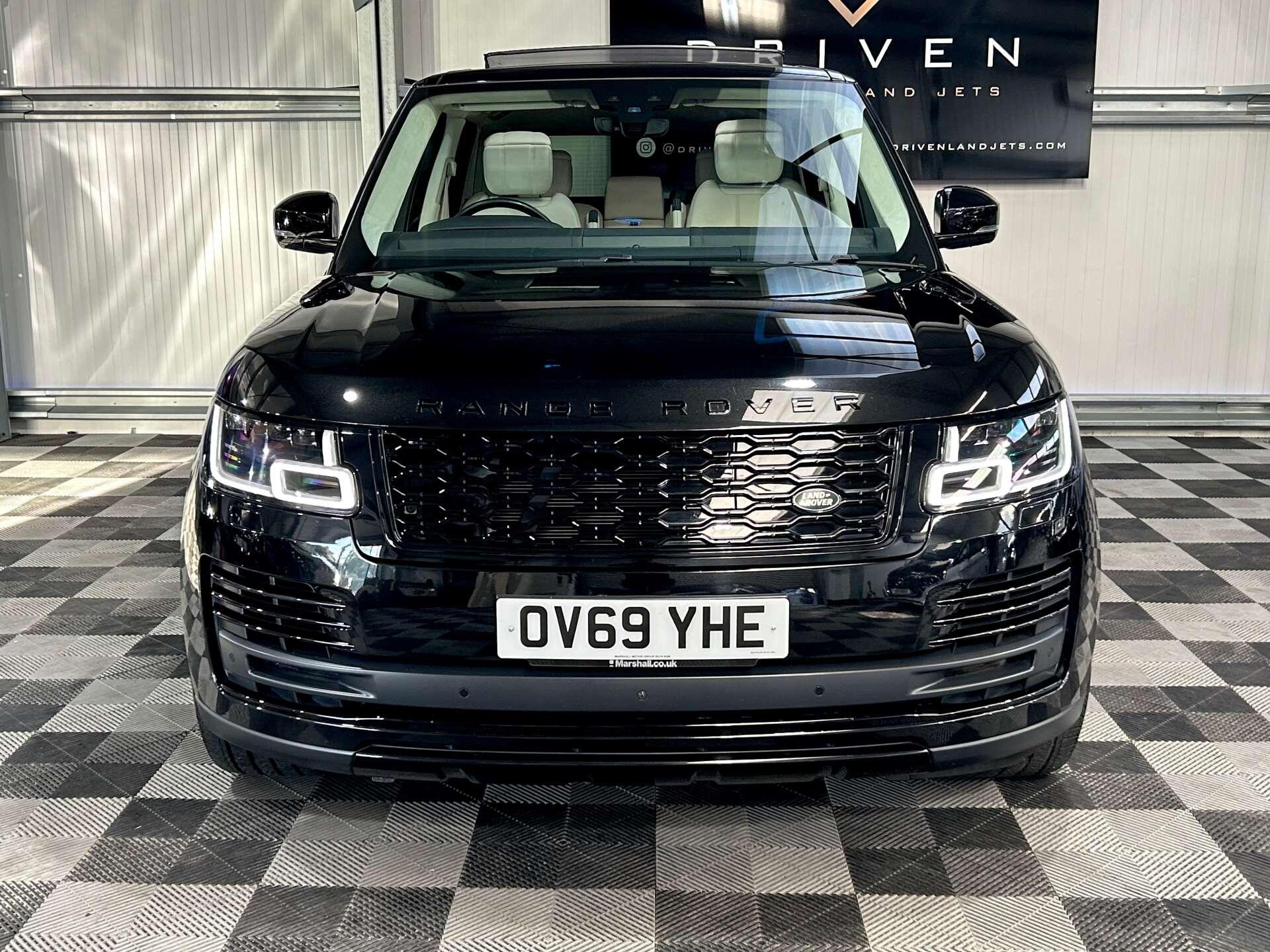 Land Rover Range Rover view 8