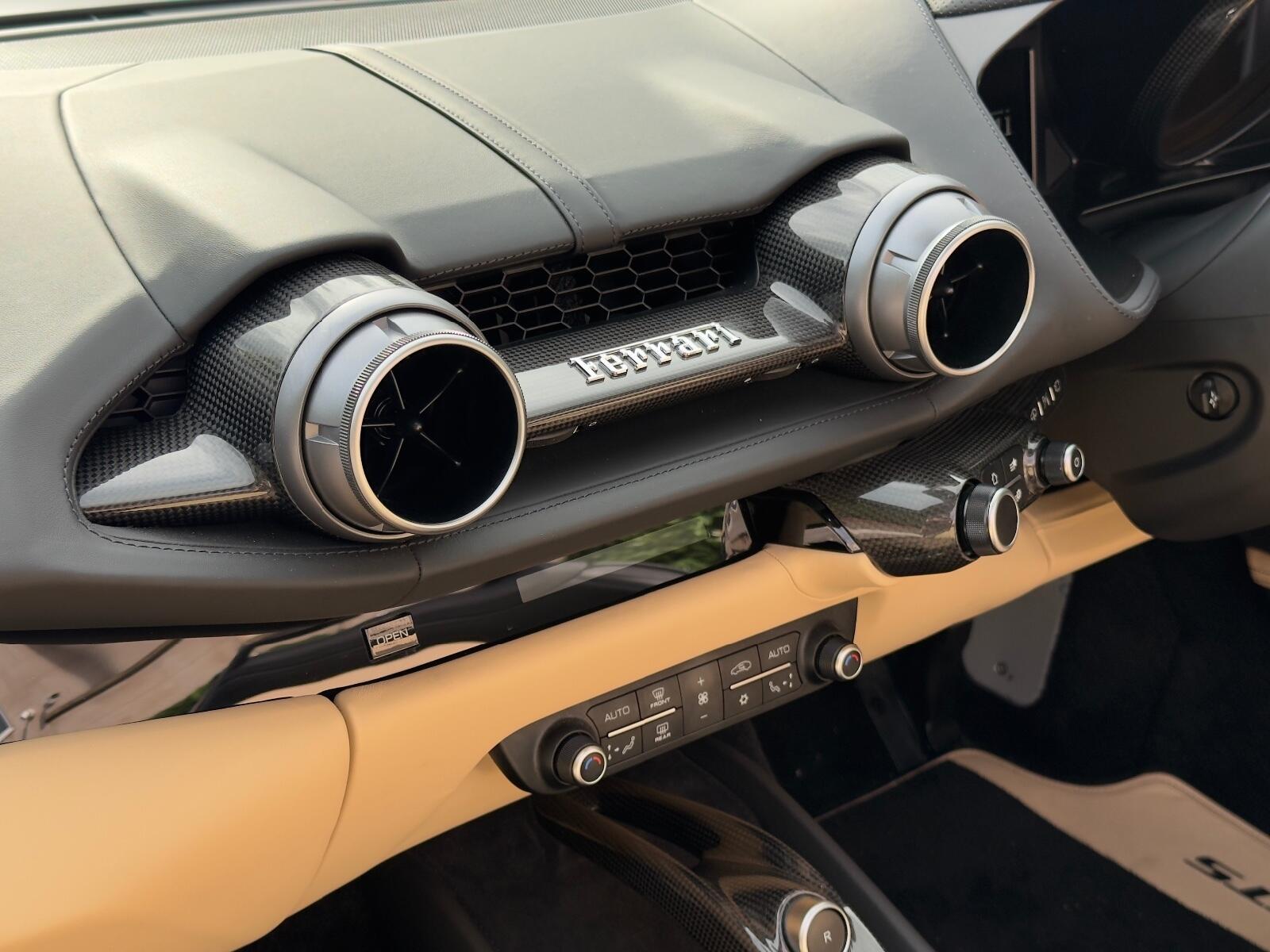 Ferrari 812 GTS view 31