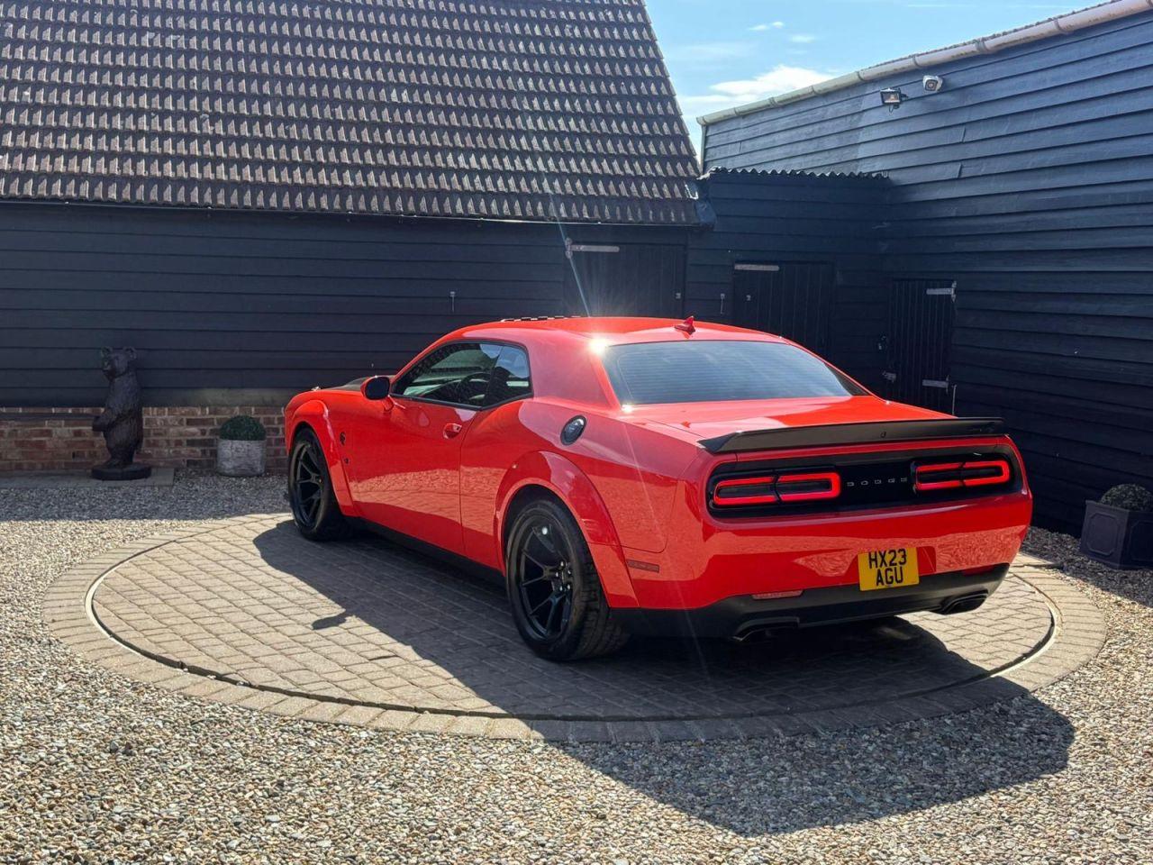 Dodge Challenger view 37