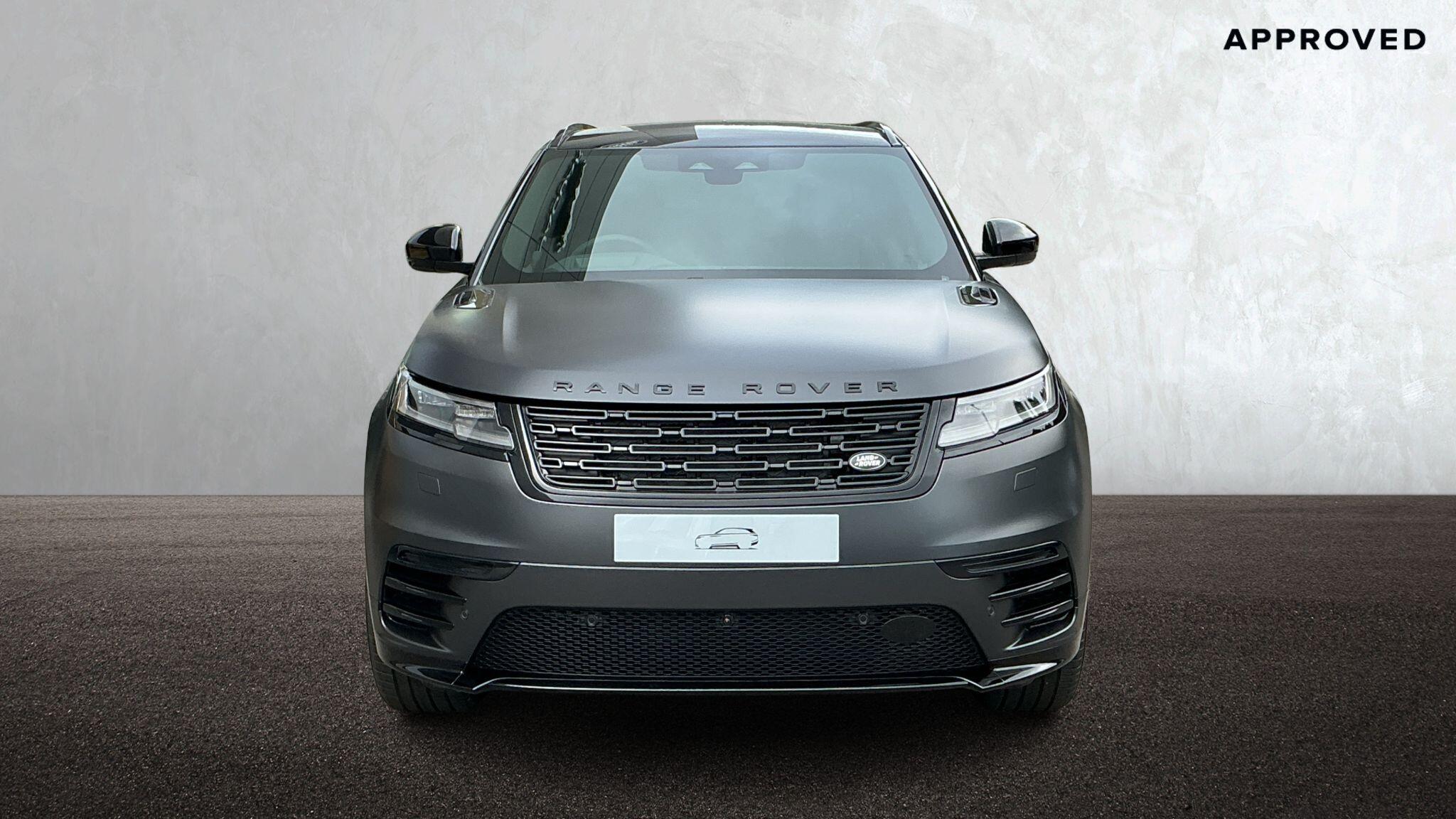 Land Rover Range Rover Velar view 2
