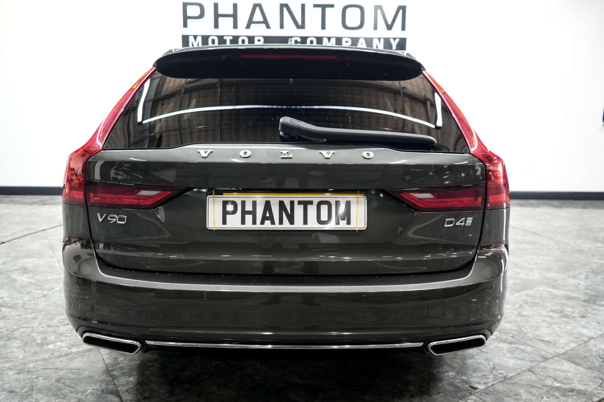 Volvo V90 view 9