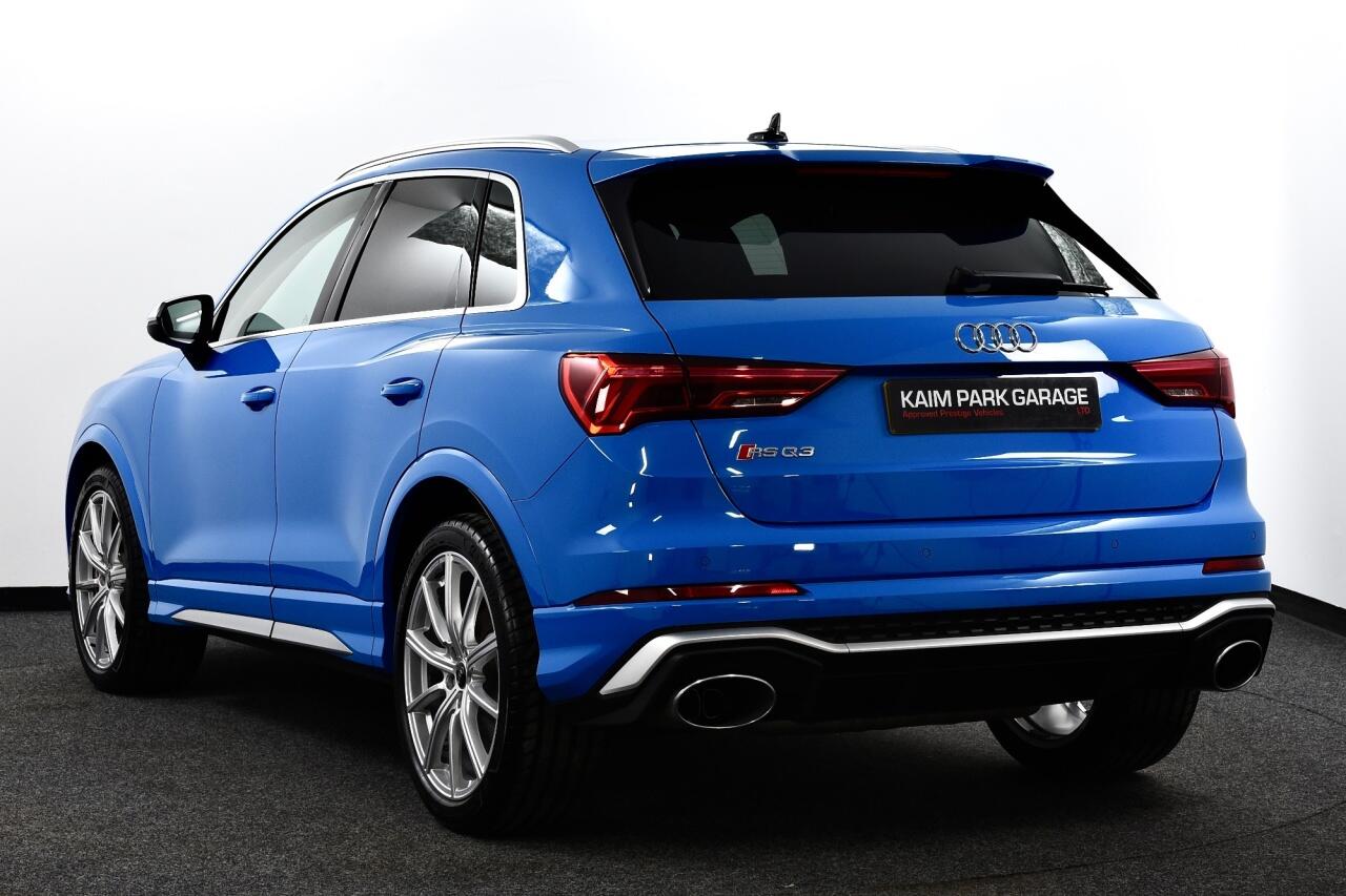 Audi RS Q3 view 5
