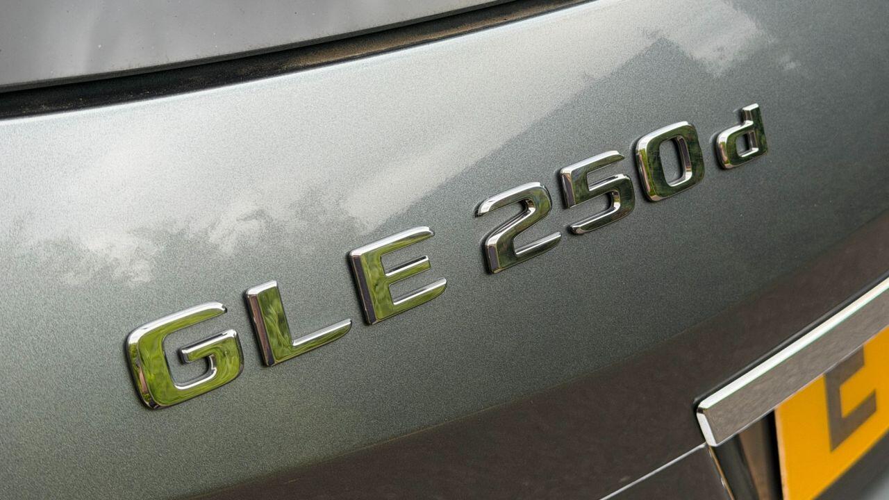 Mercedes-Benz Gle view 46