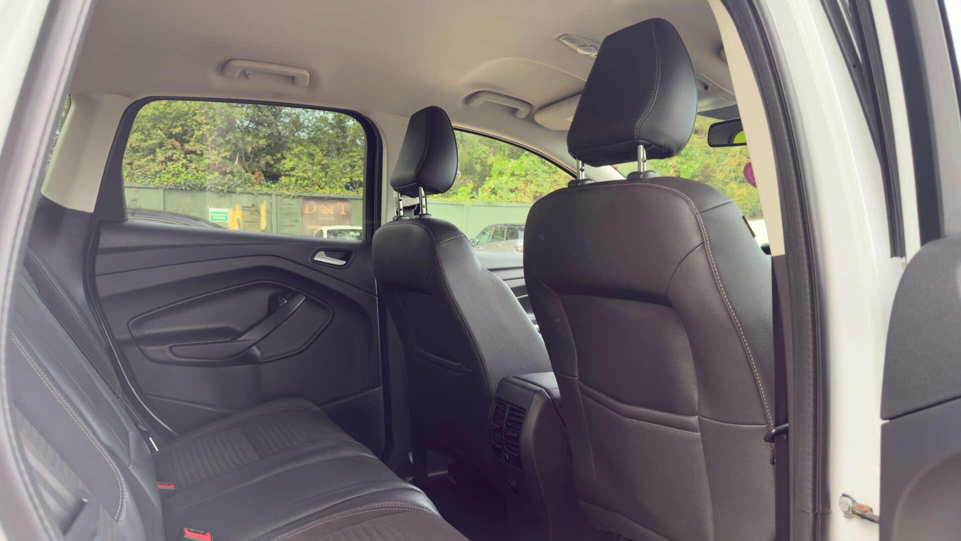 Ford Kuga view 9