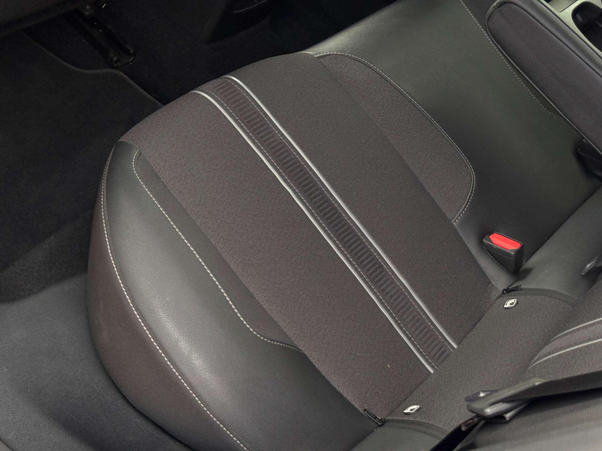 Vauxhall Astra view 33