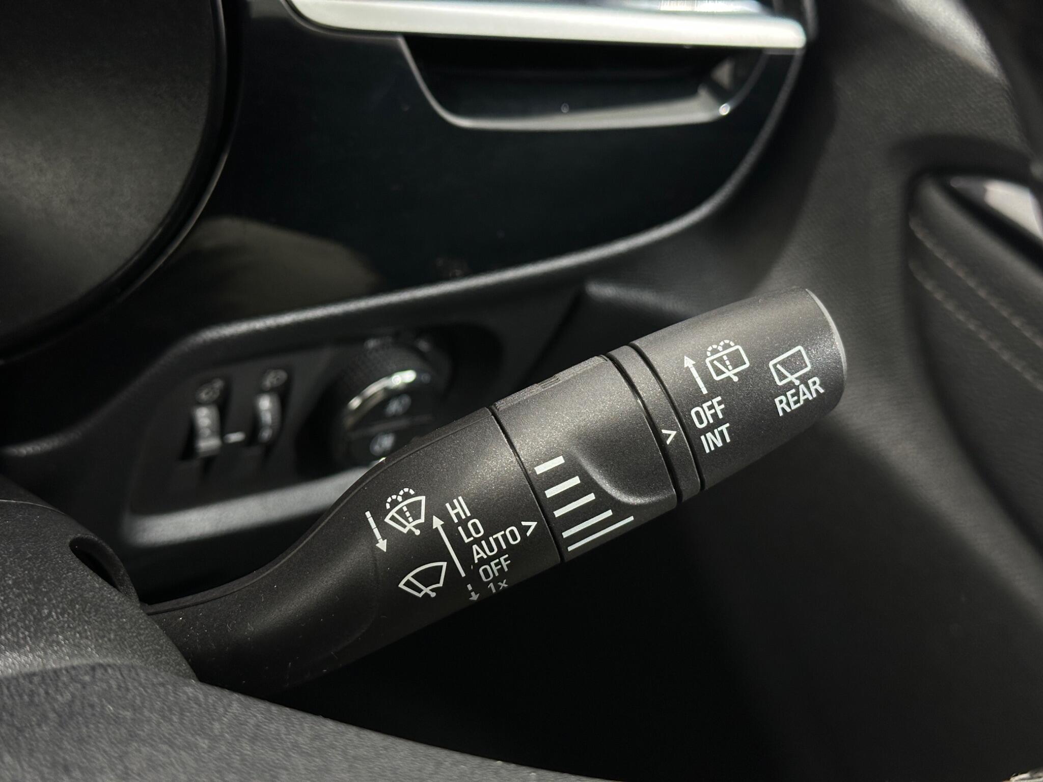 Vauxhall Corsa view 17
