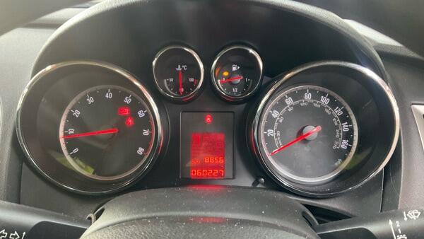 Vauxhall Astra view 12