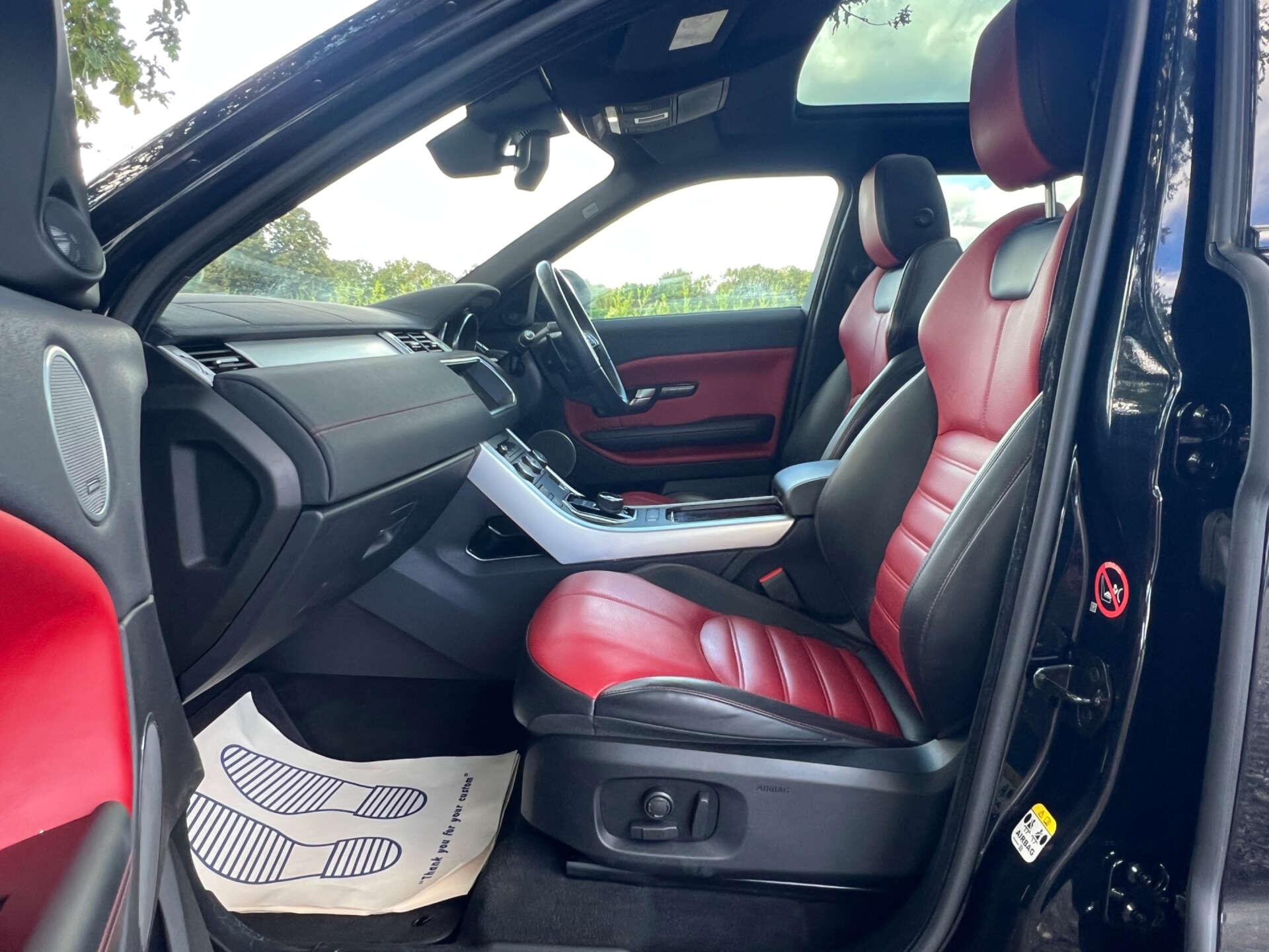 Land Rover Range Rover Evoque view 37
