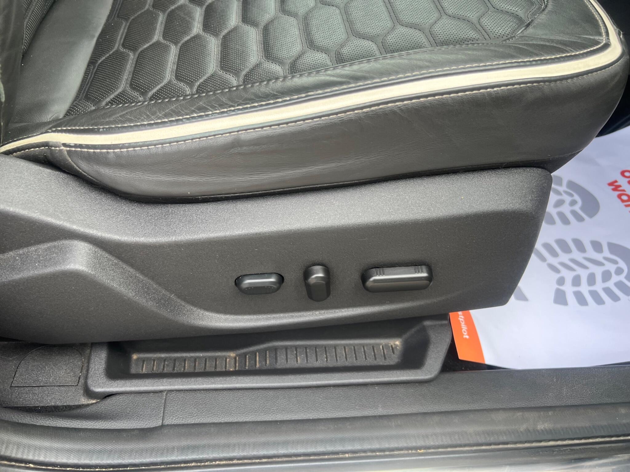 Ford Kuga view 31