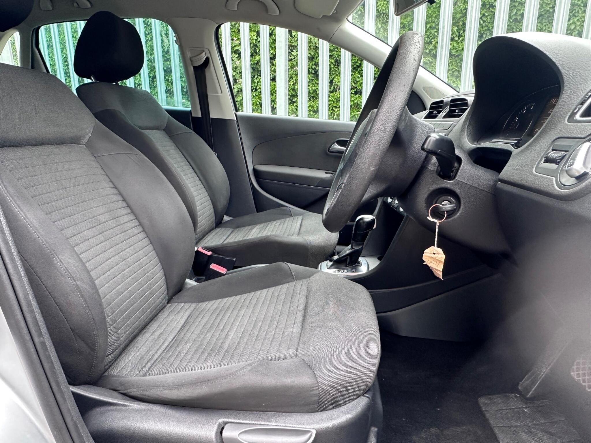 2011 Volkswagen Polo image 21