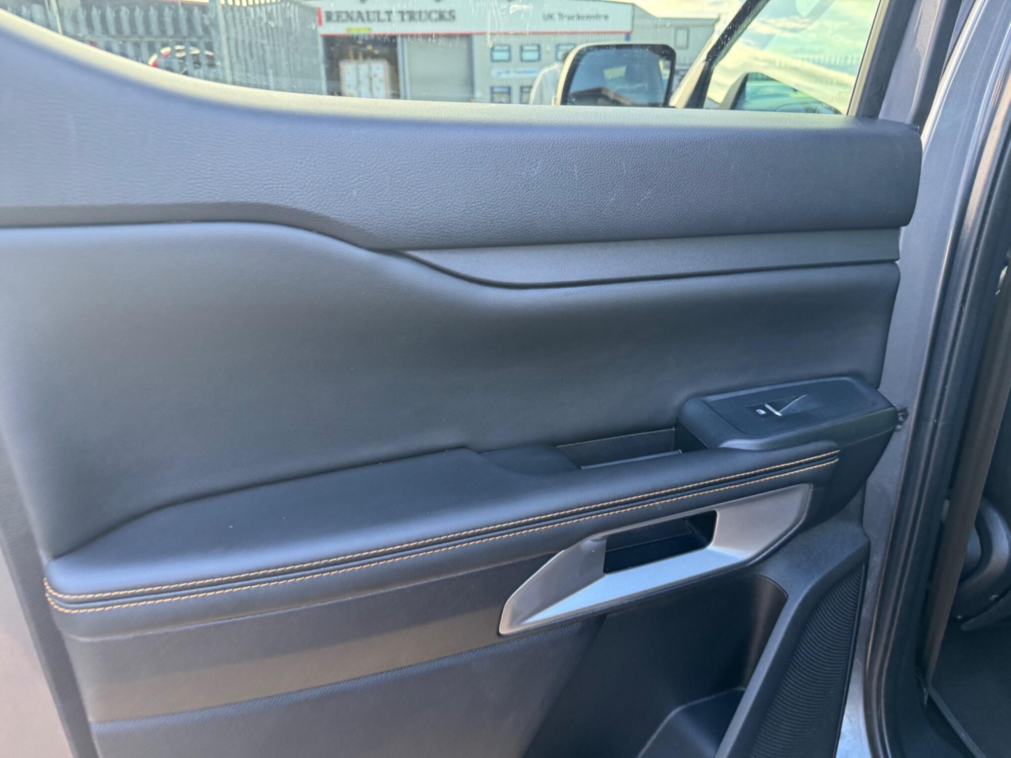 Ford Ranger view 48