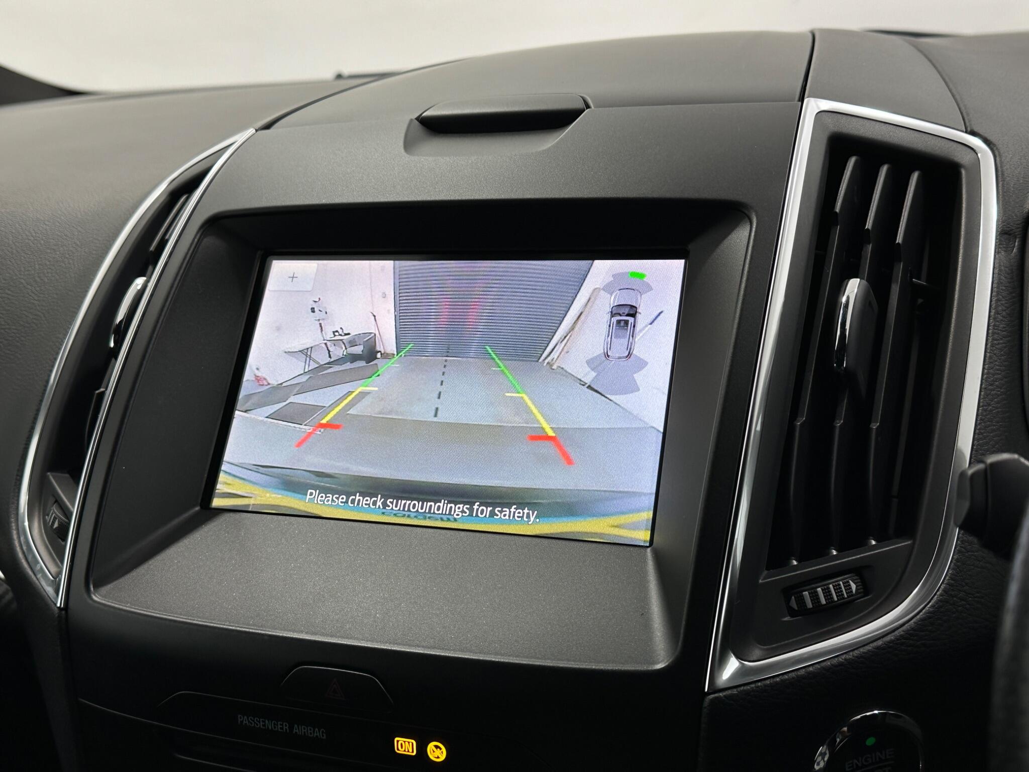Ford S-Max view 24