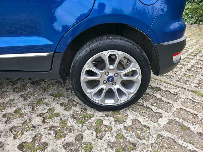 Ford Ecosport view 52