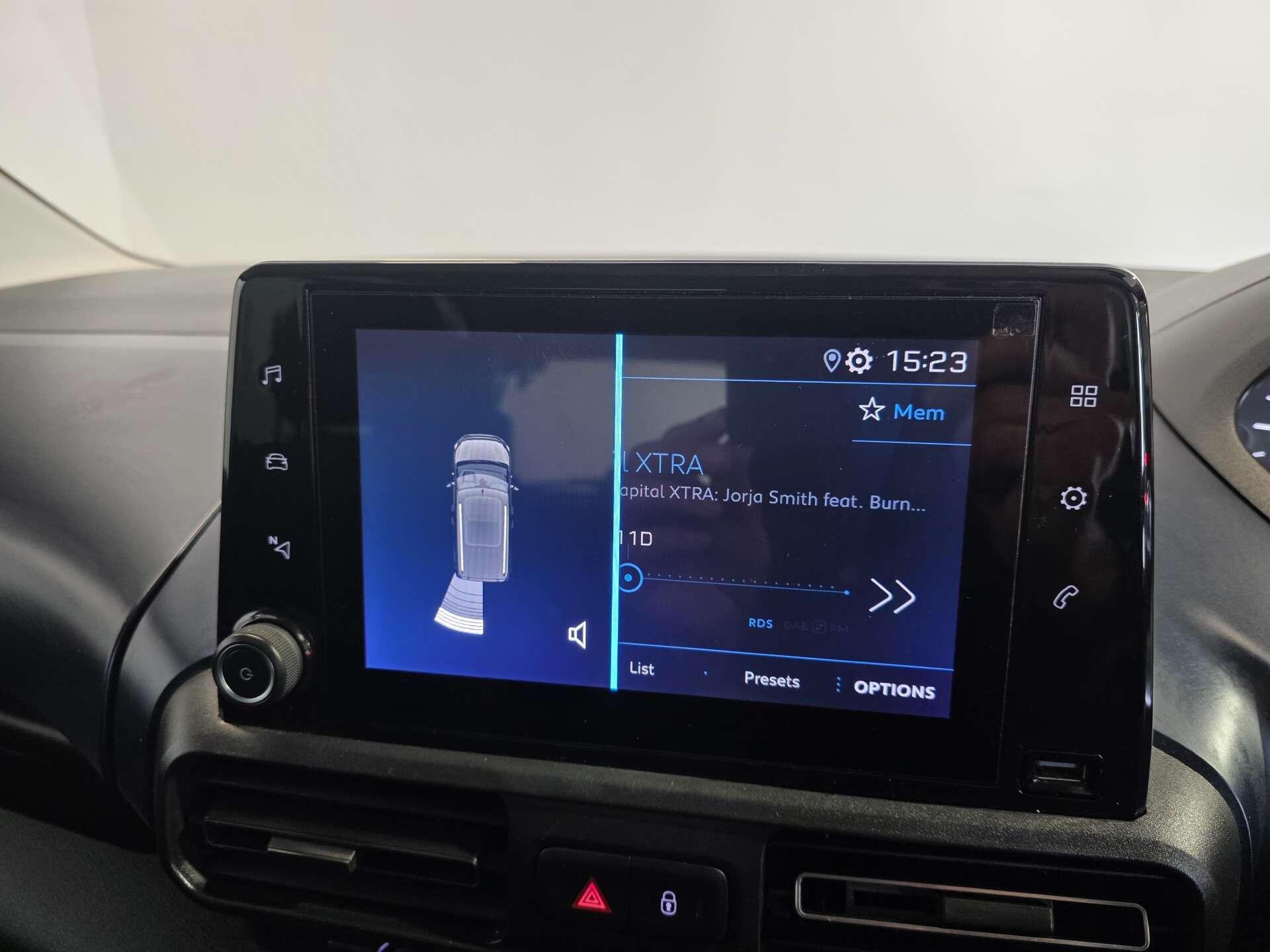 Peugeot Rifter view 21