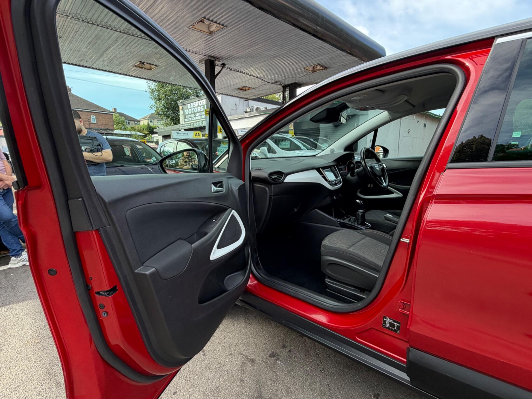 Vauxhall Crossland X view 28