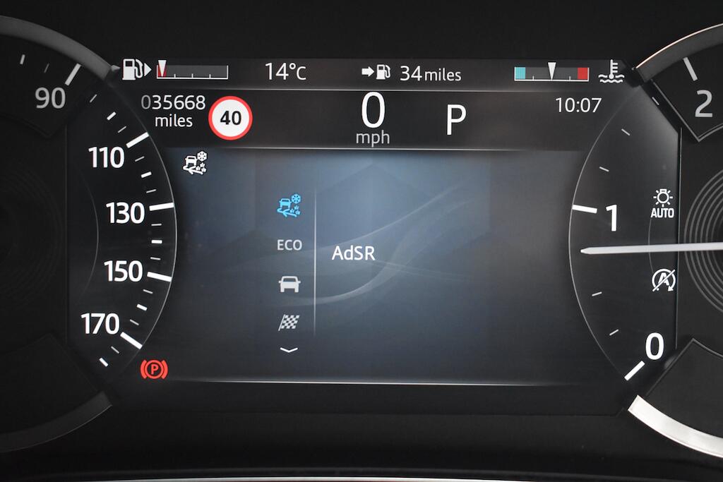 Jaguar E-Pace view 64