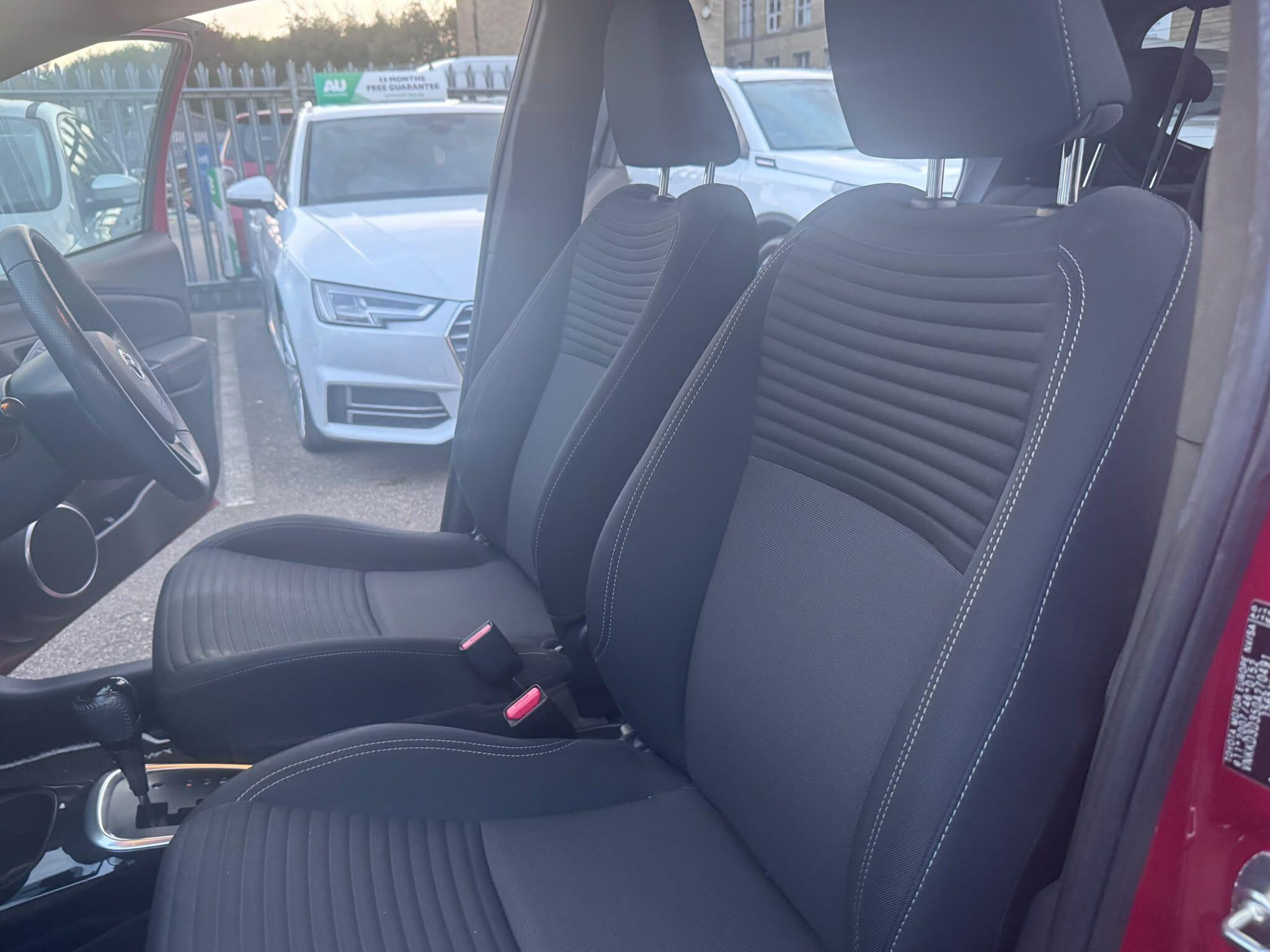 Toyota Yaris view 22