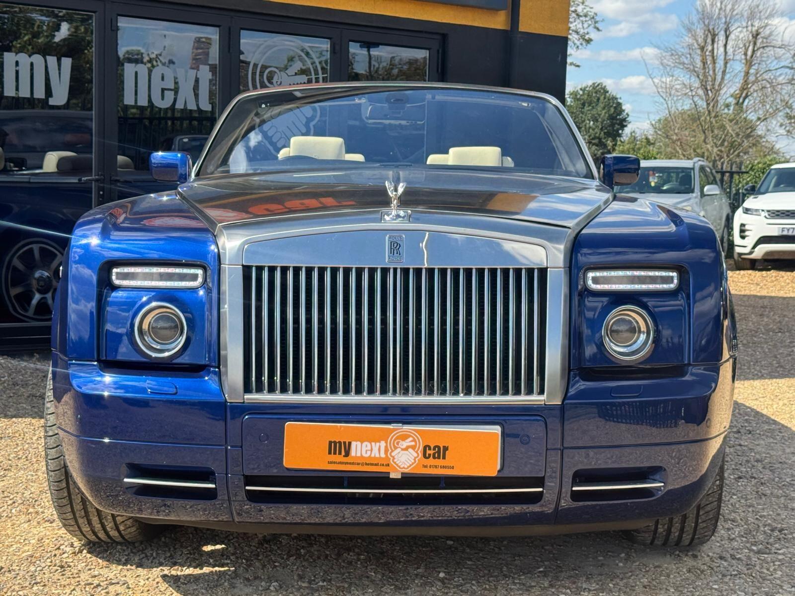 Rolls-Royce Phantom view 7