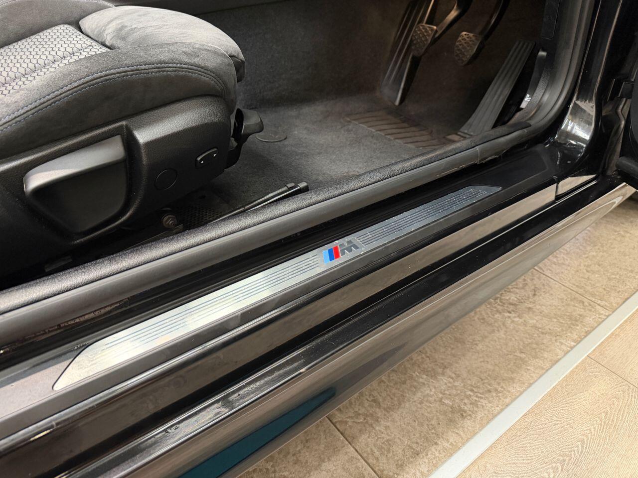 BMW 2 Series view 32