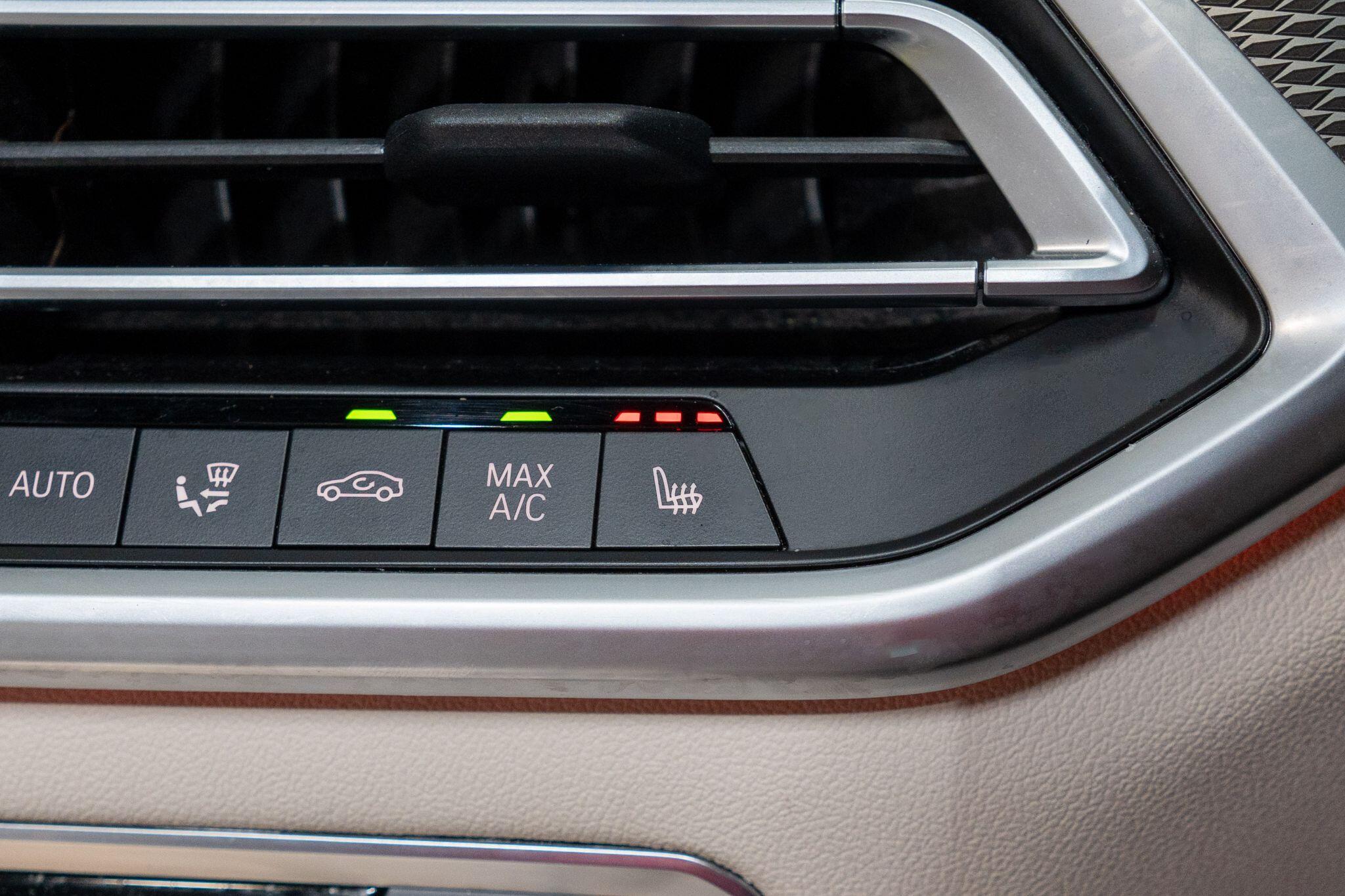 BMW X5 view 31