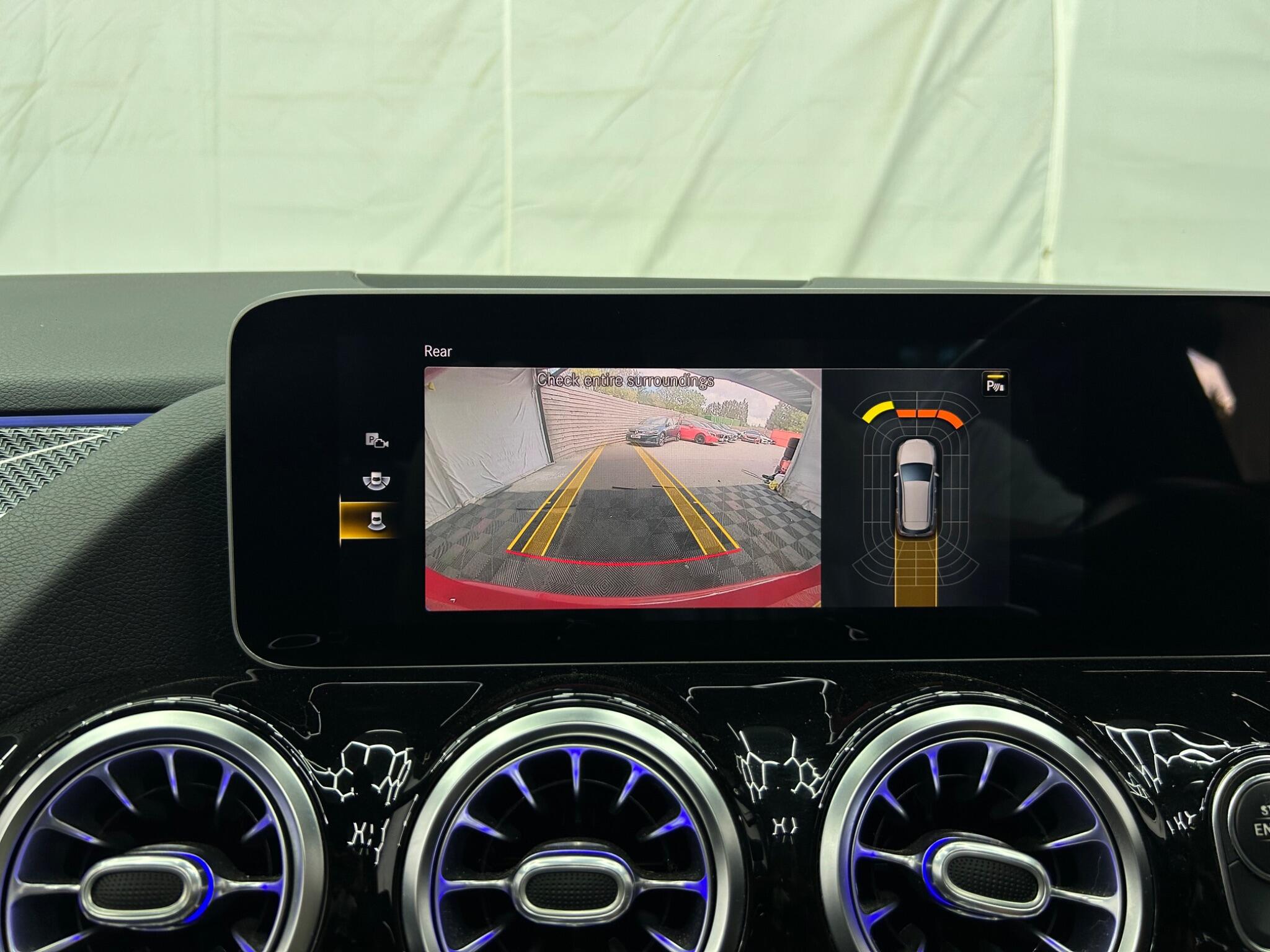 Mercedes-Benz B Class view 40