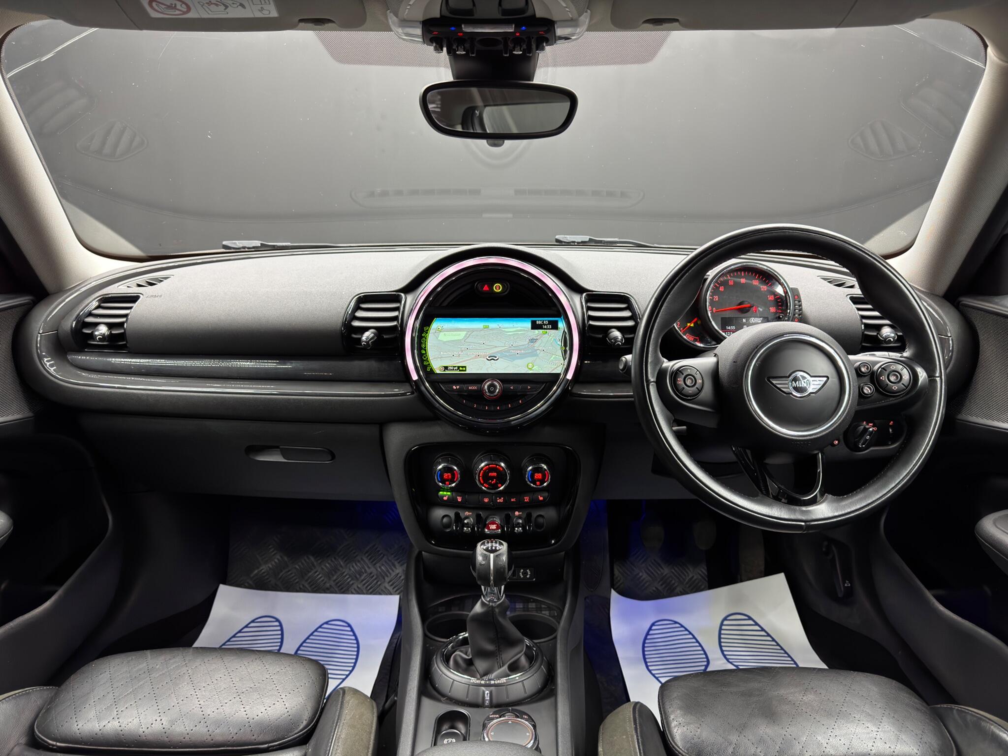 Mini Clubman view 10