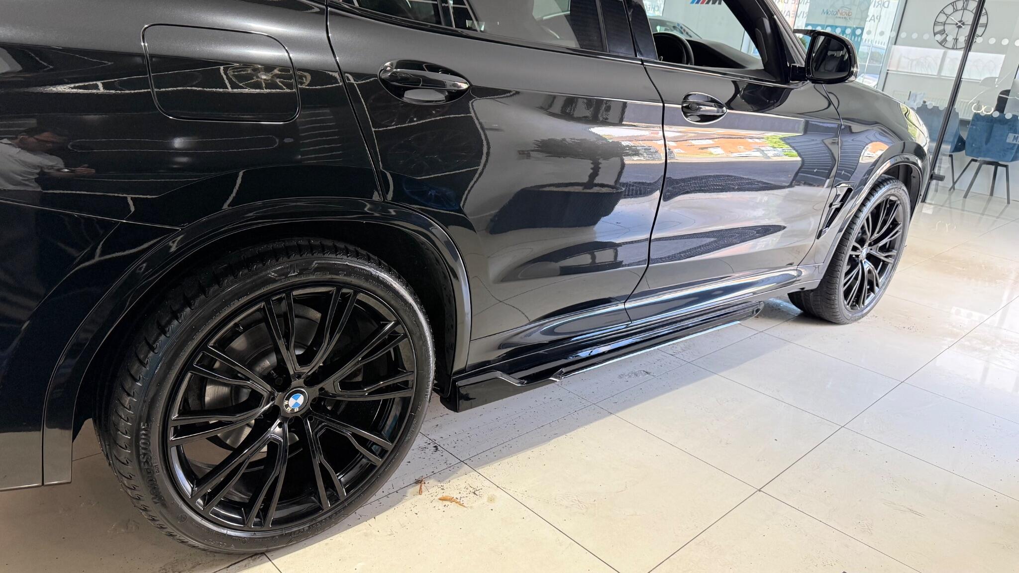 BMW X3 view 21