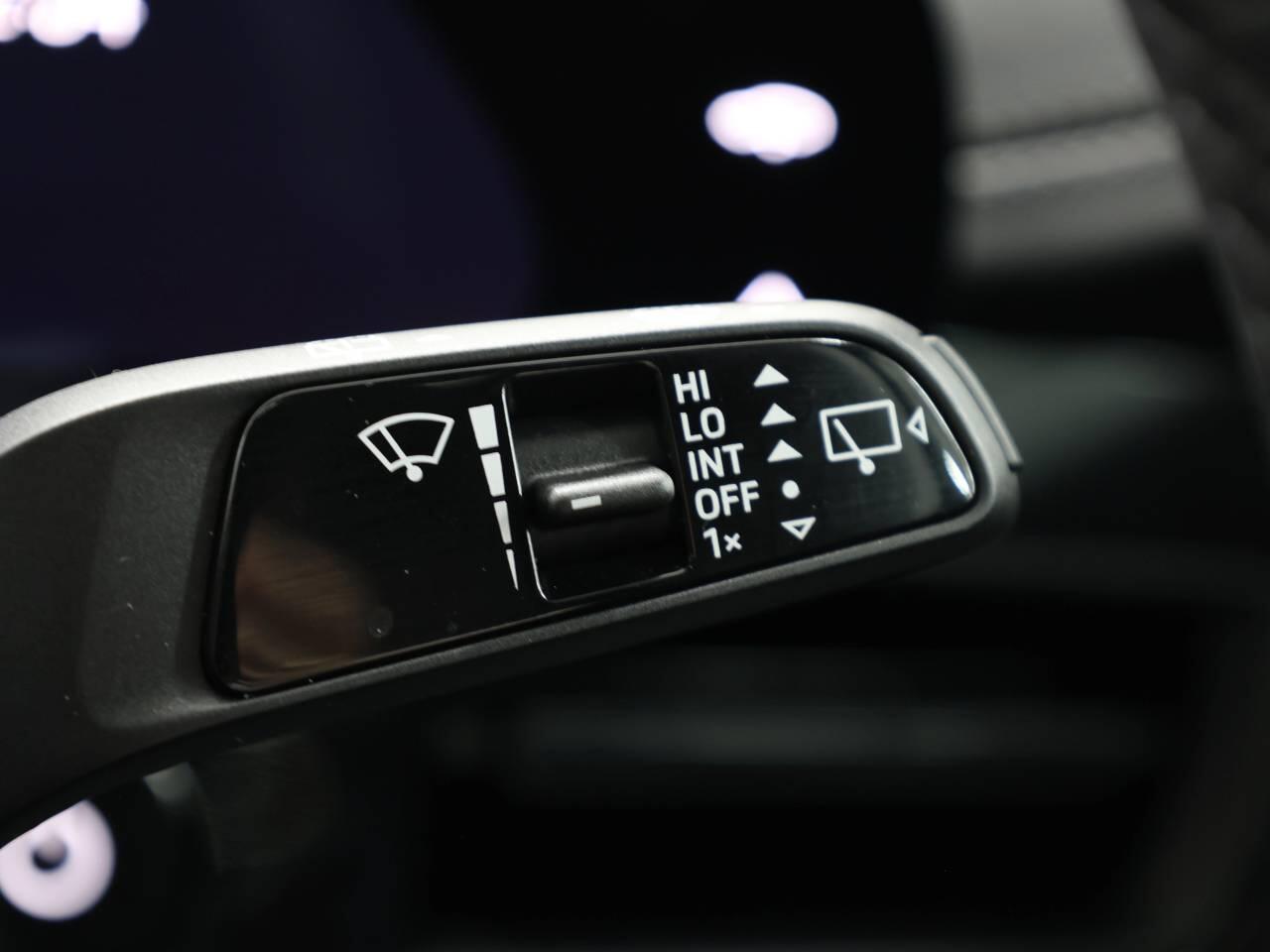 Porsche Taycan view 40