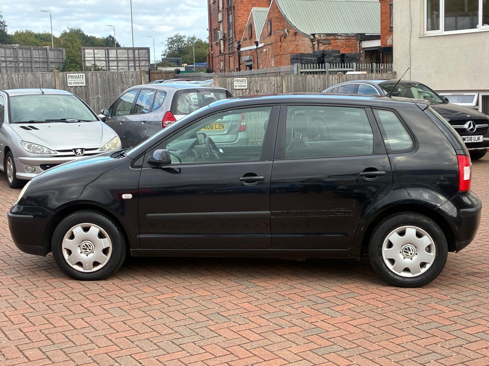Volkswagen Polo view 9