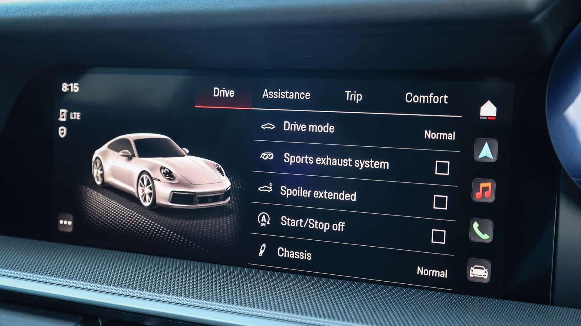 Porsche 911 view 17