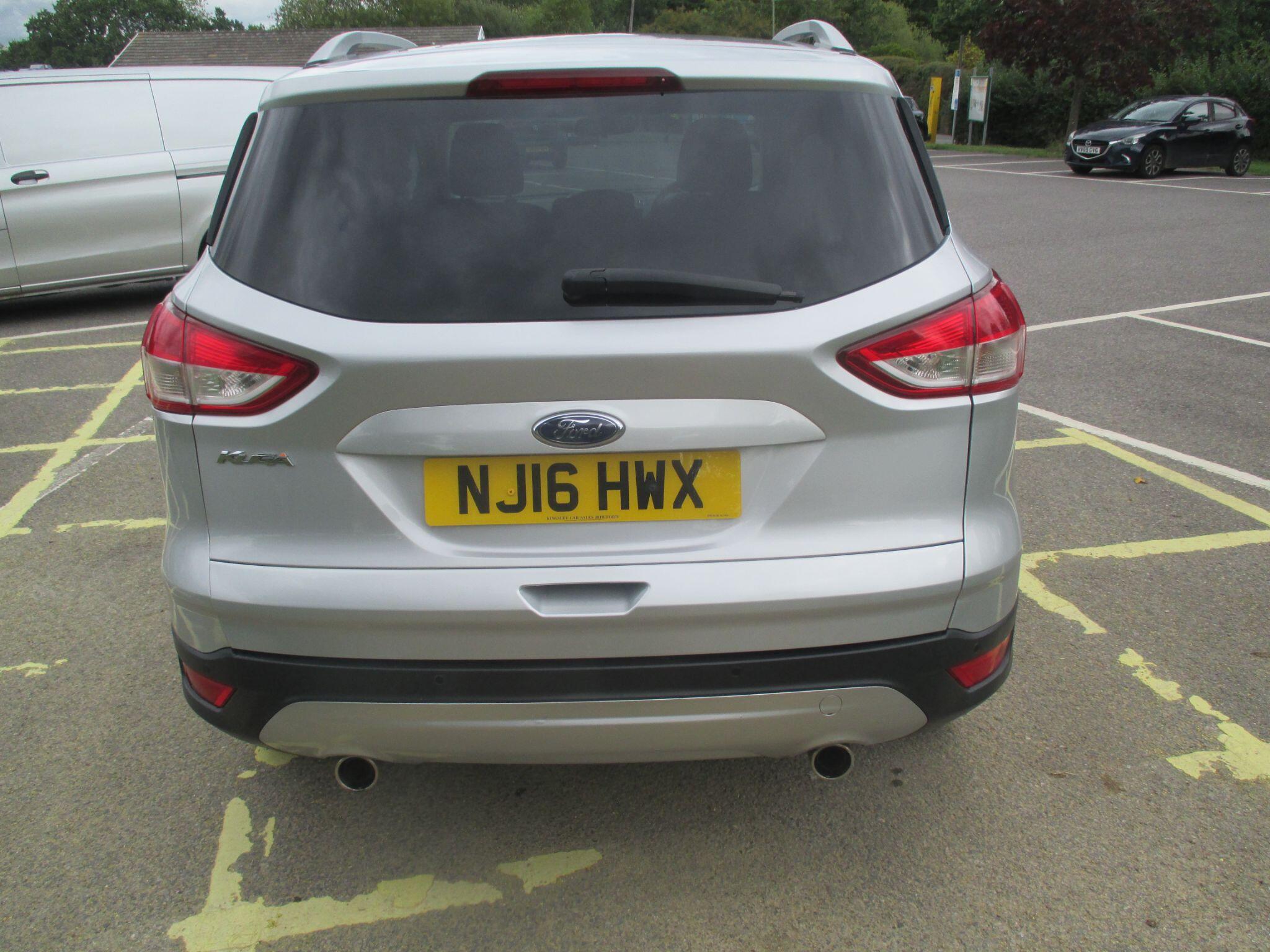 Ford Kuga view 15