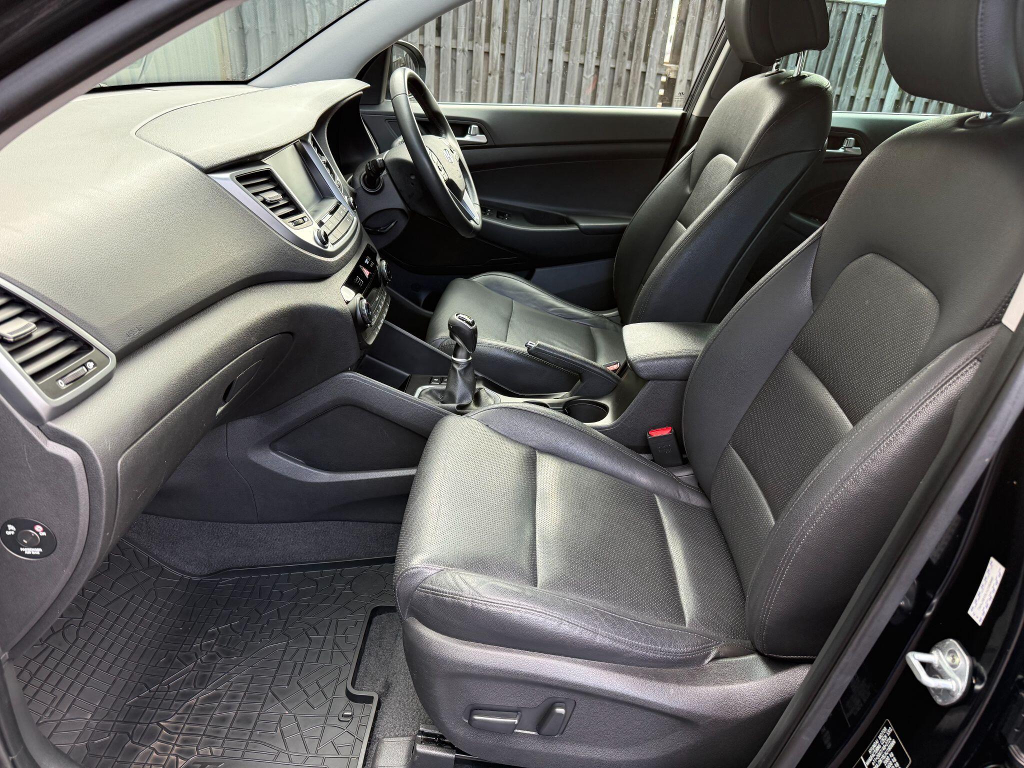 Hyundai Tucson view 19