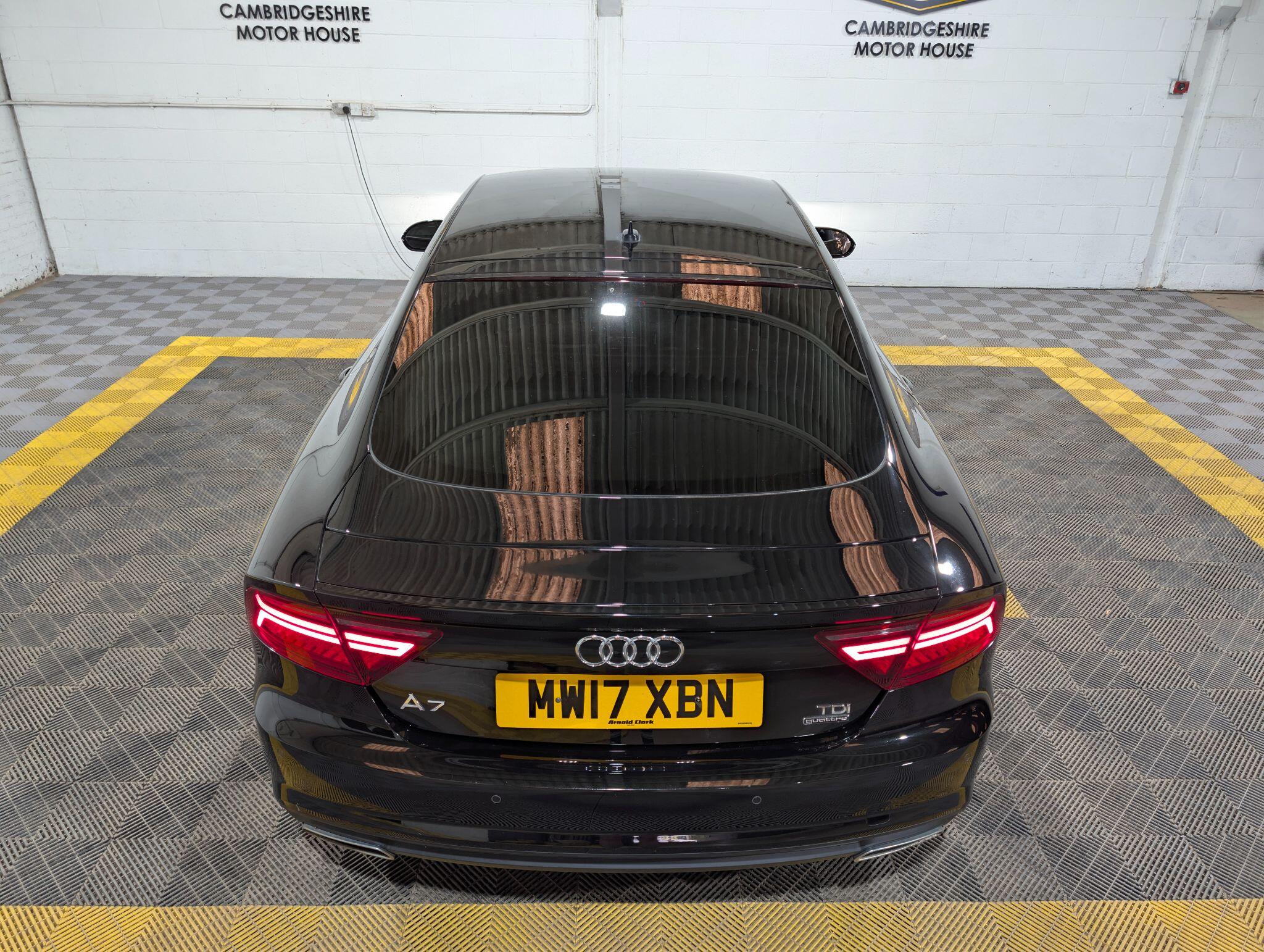 Audi A7 view 11