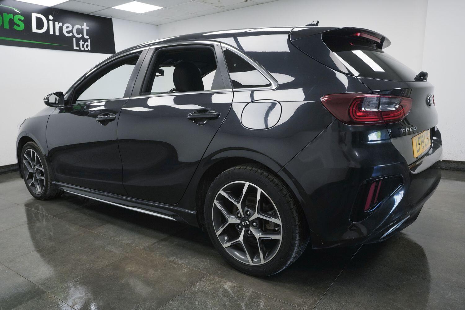 Kia Ceed view 6