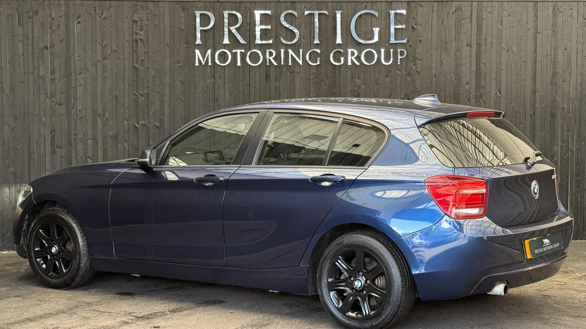 BMW 1 Series view 28