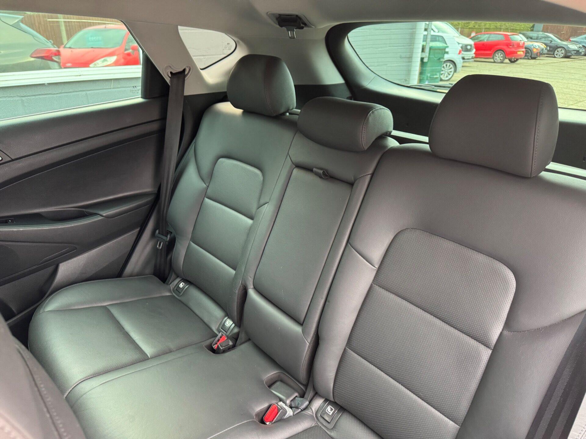 Hyundai Tucson view 36