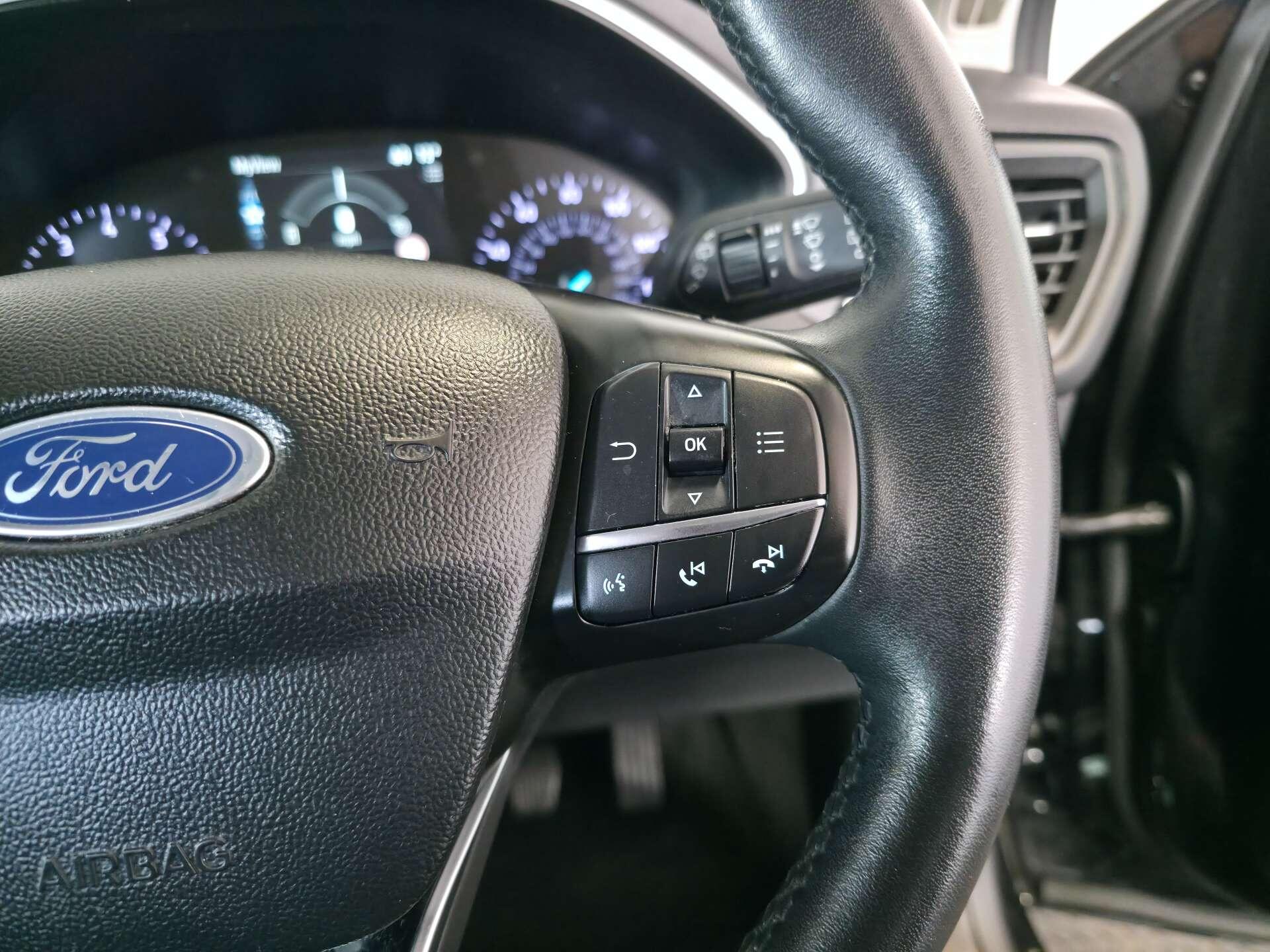 Ford Focus view 25