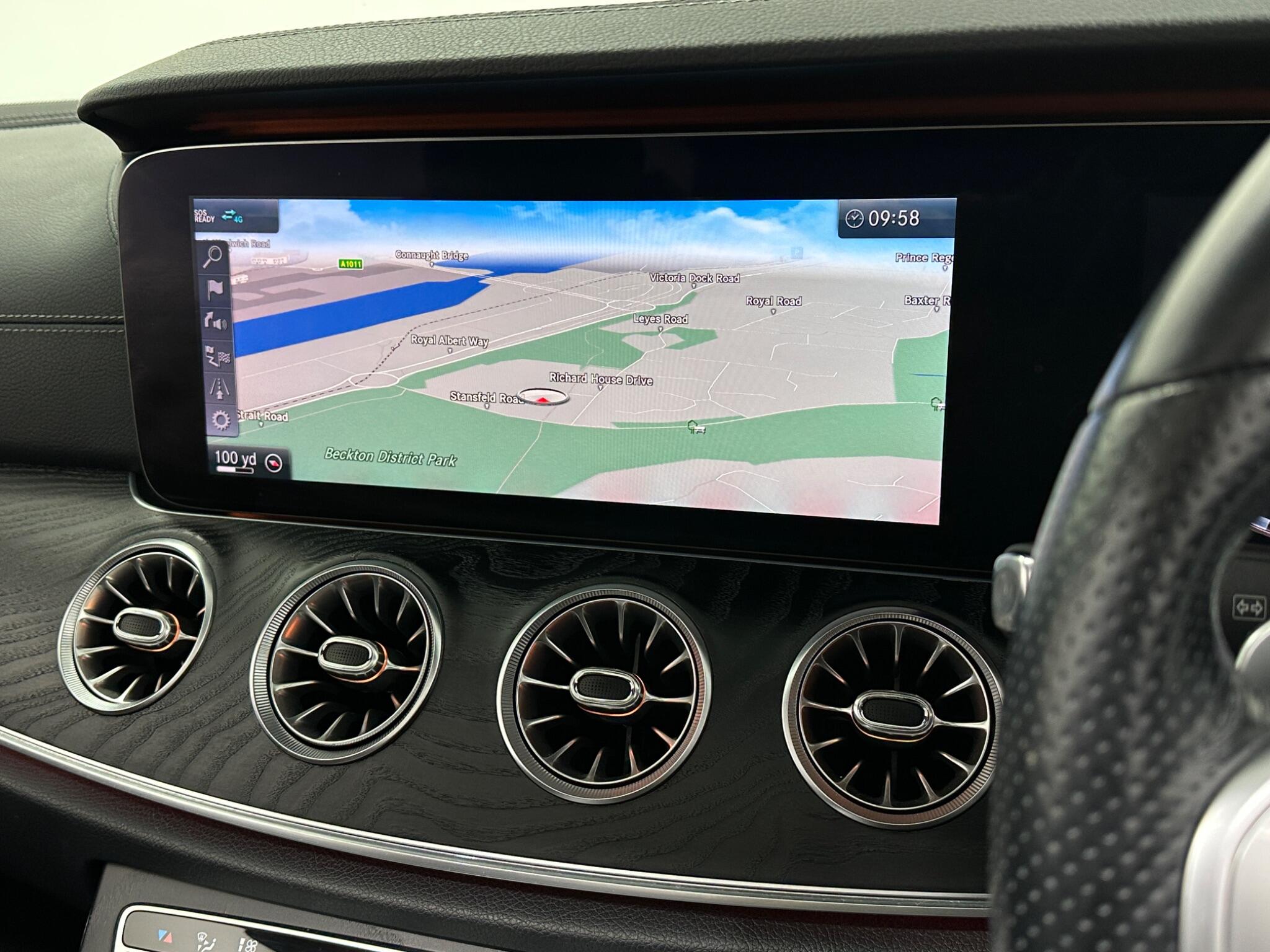 Mercedes-Benz E-Class view 24